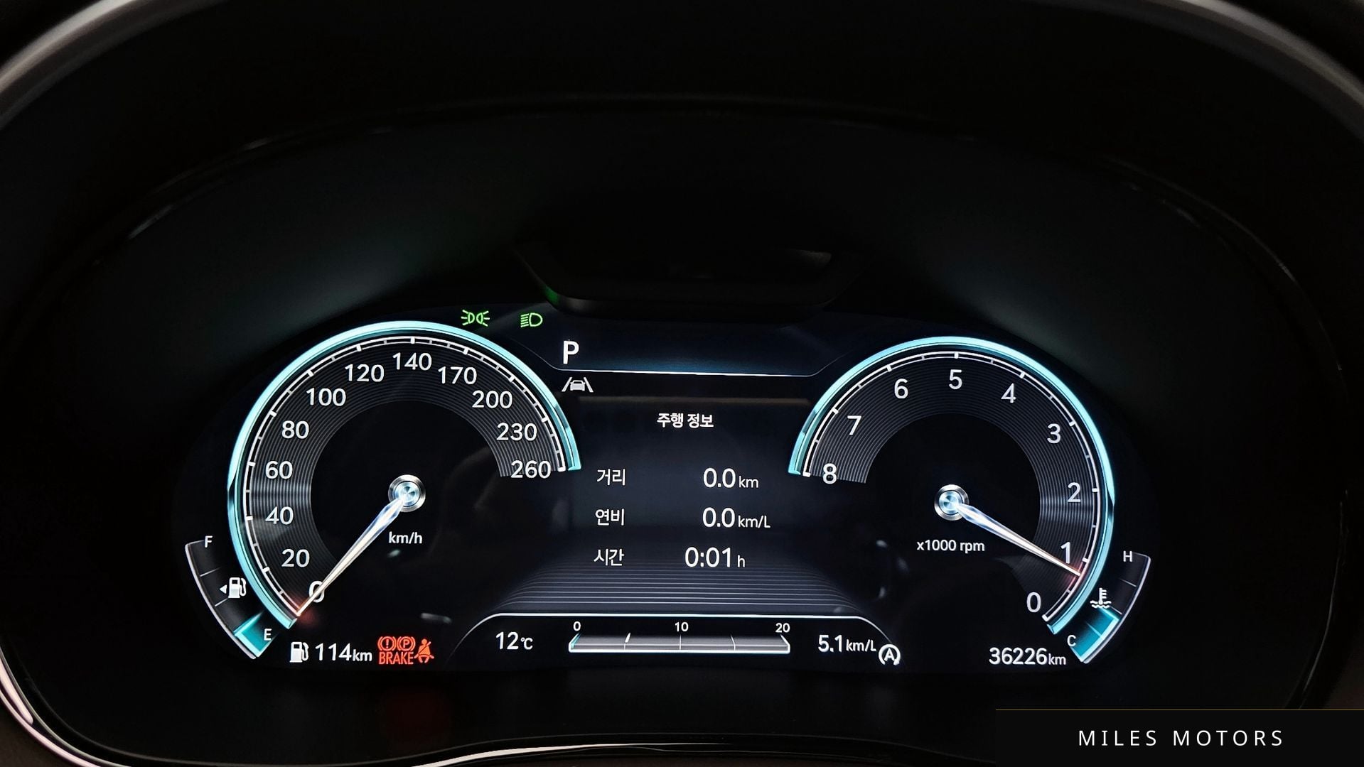 Genesis GV70 2021 — миниатюра 8