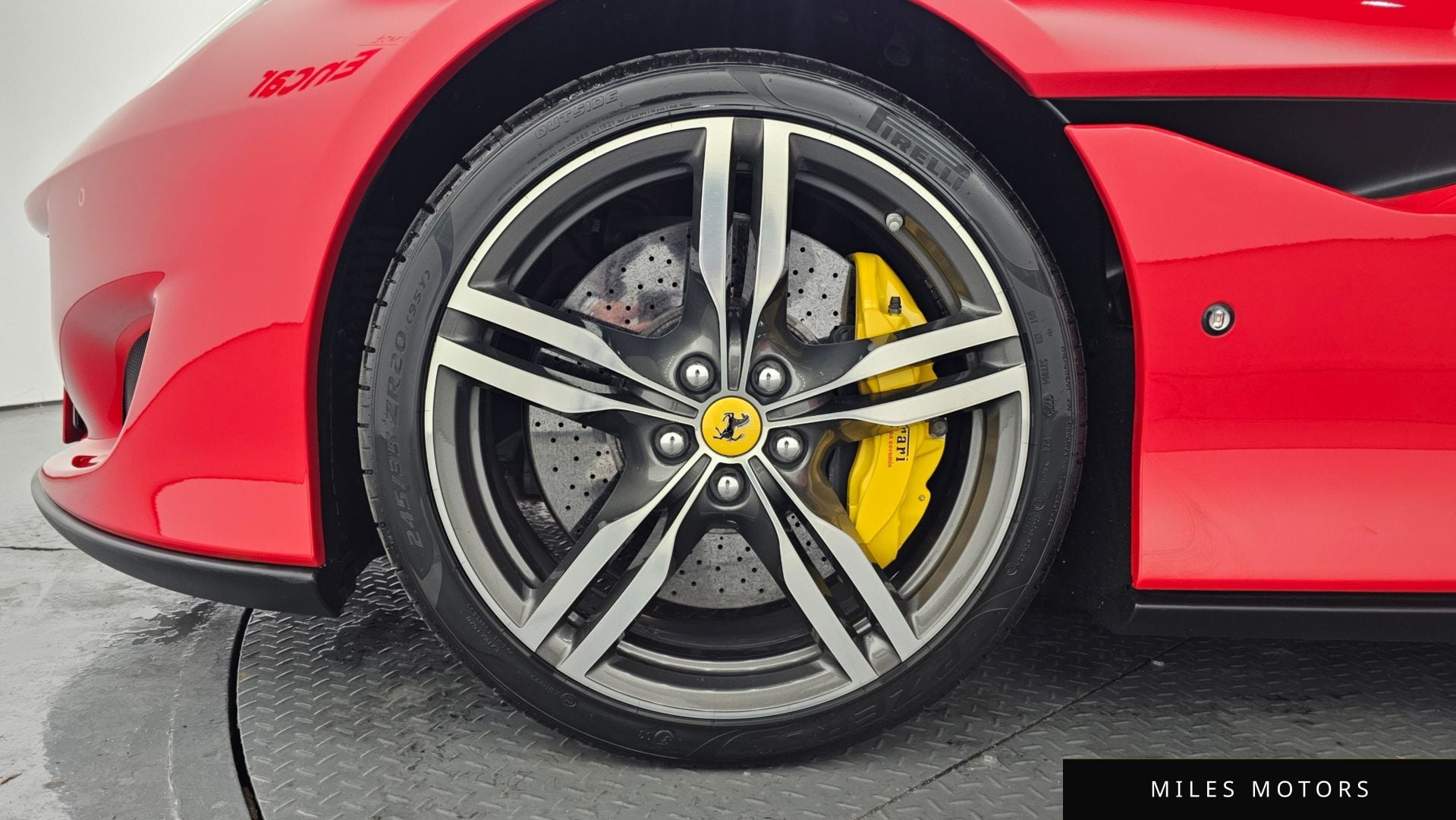 Ferrari 포르토피노 2020 — миниатюра 5