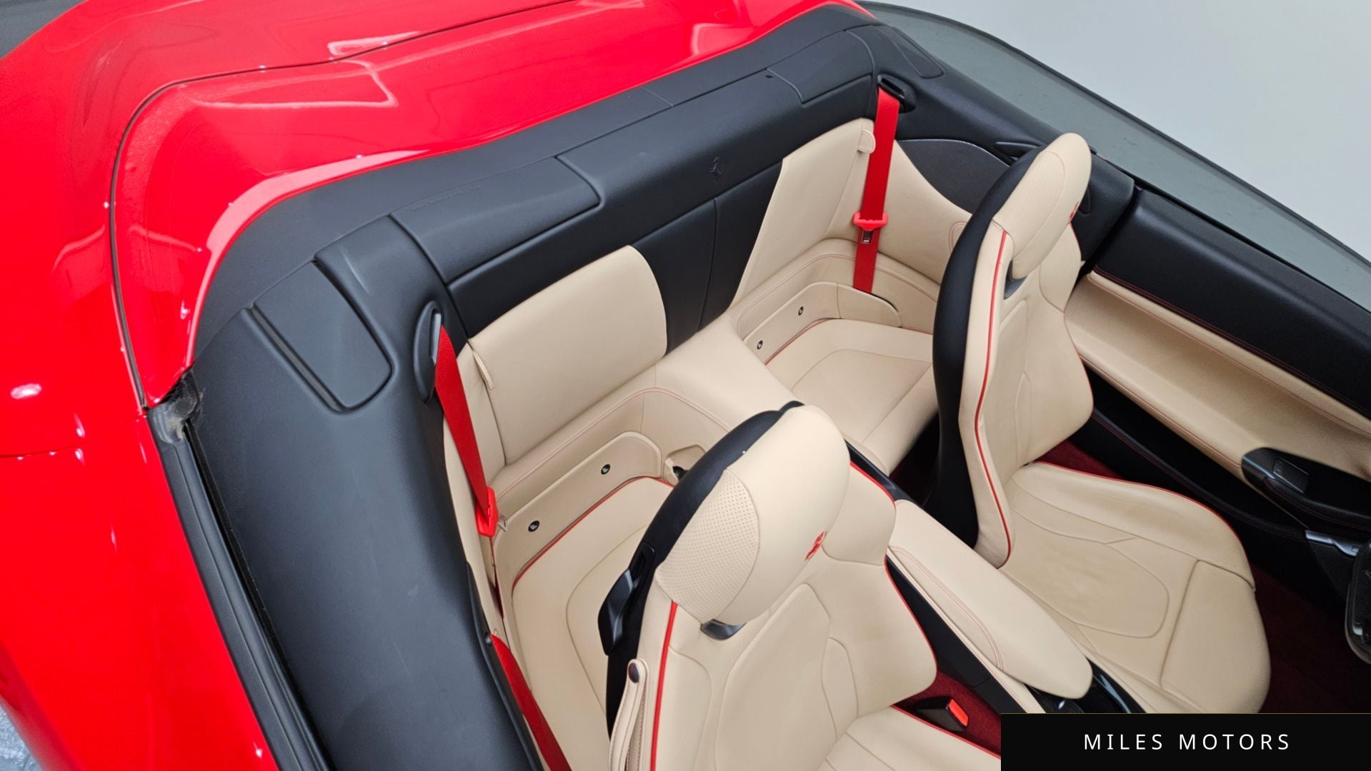 Ferrari 포르토피노 2020 — миниатюра 12