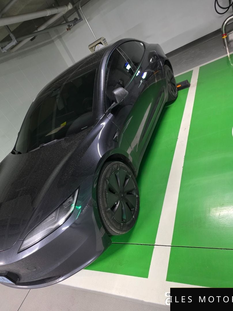 Tesla 모델 3 2025 — миниатюра 2