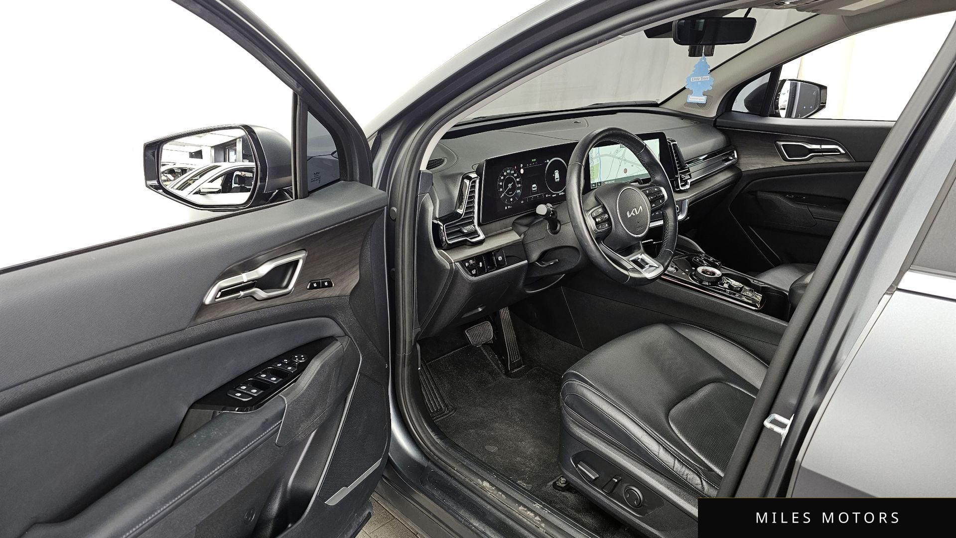 Kia Sportage 2022 — миниатюра 10