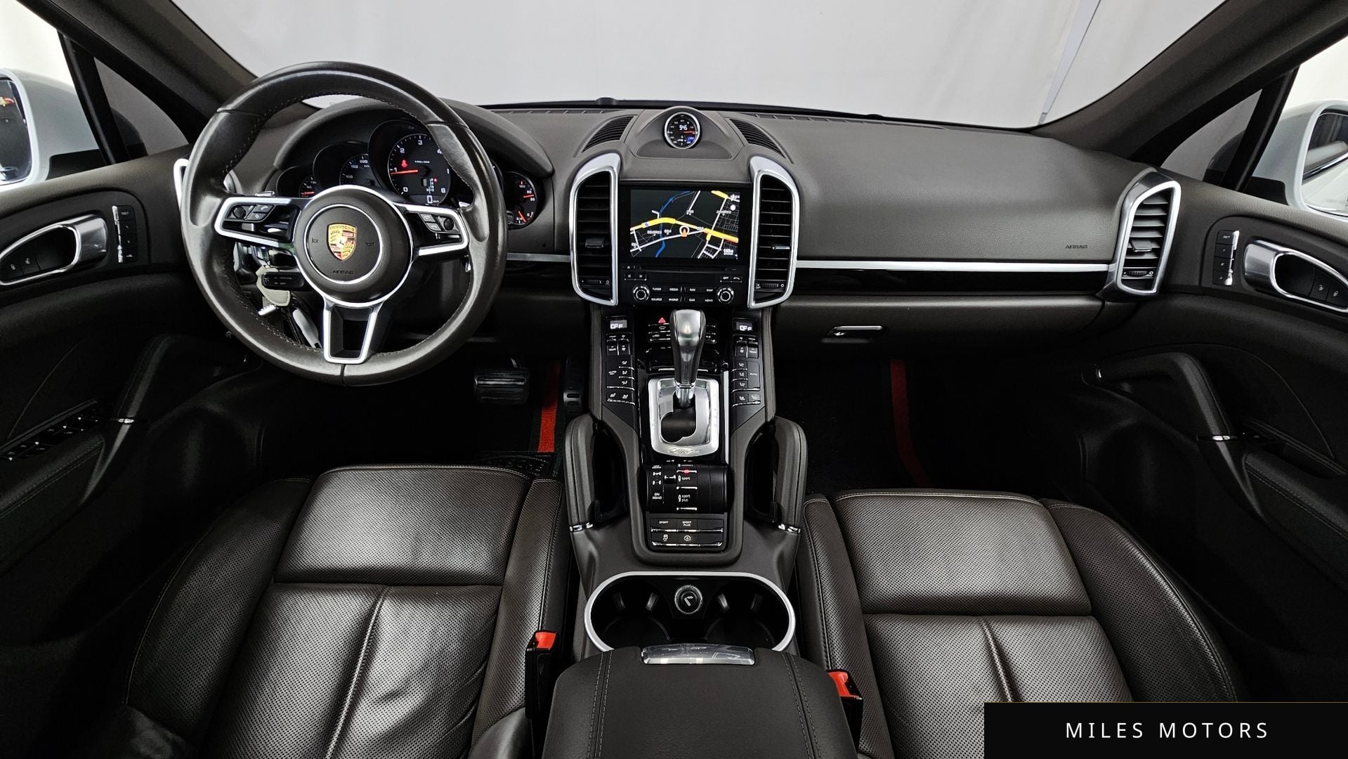 Porsche Cayenne 2017 — миниатюра 7