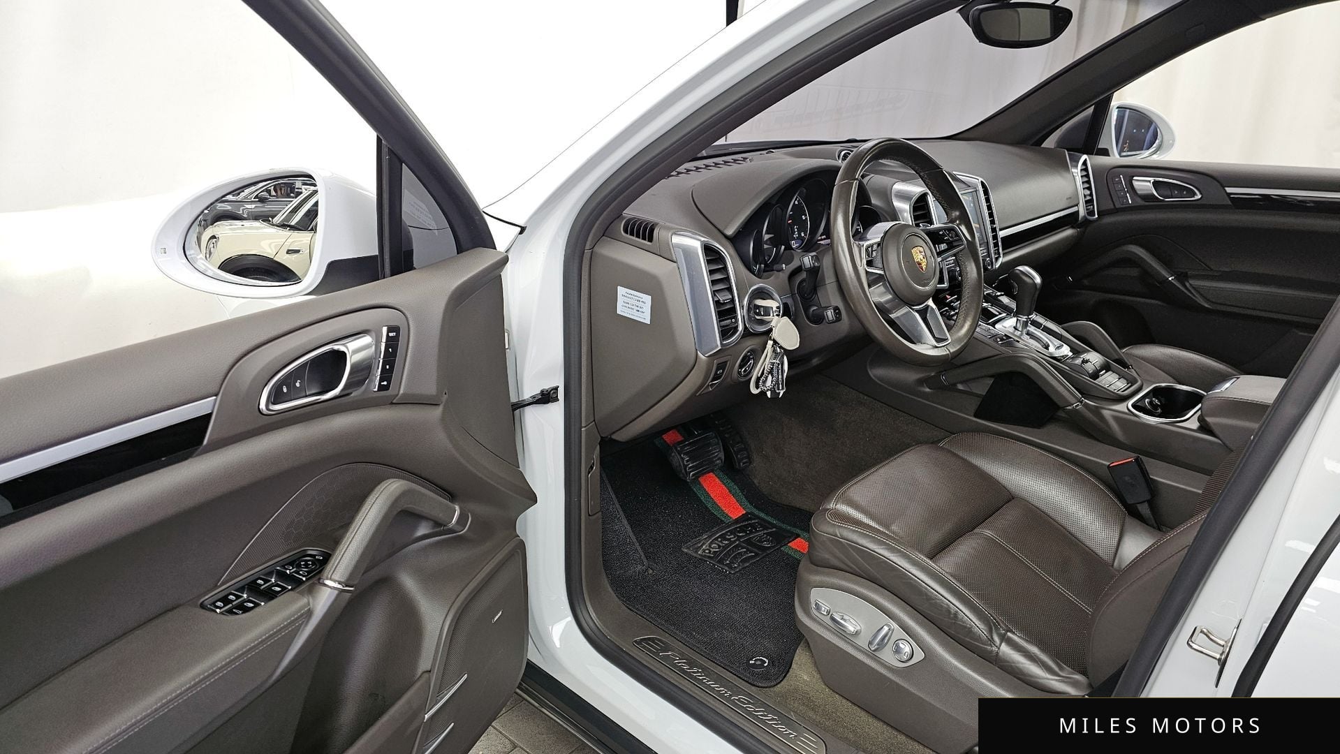 Porsche Cayenne 2017 — миниатюра 10