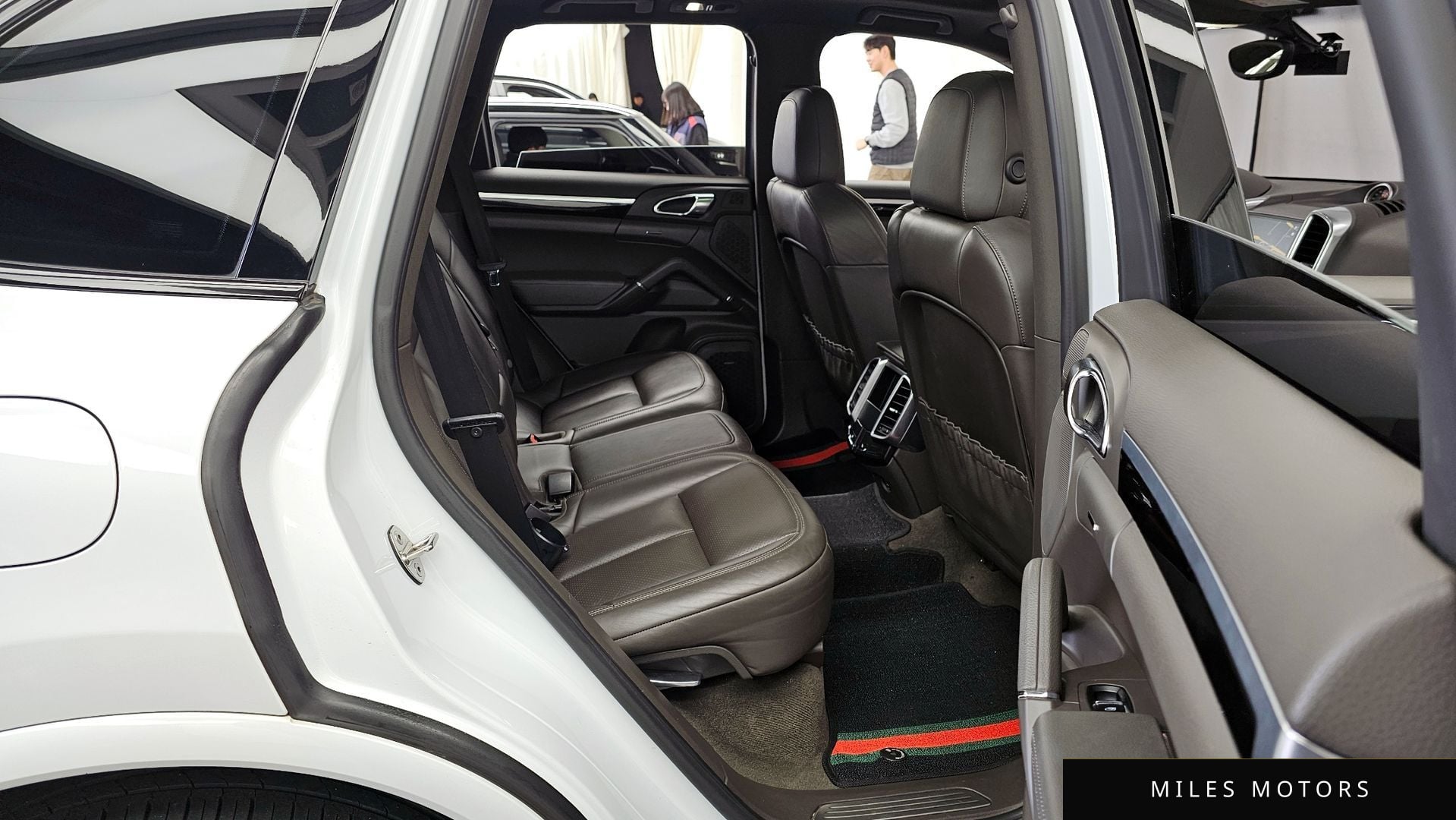 Porsche Cayenne 2017 — миниатюра 12