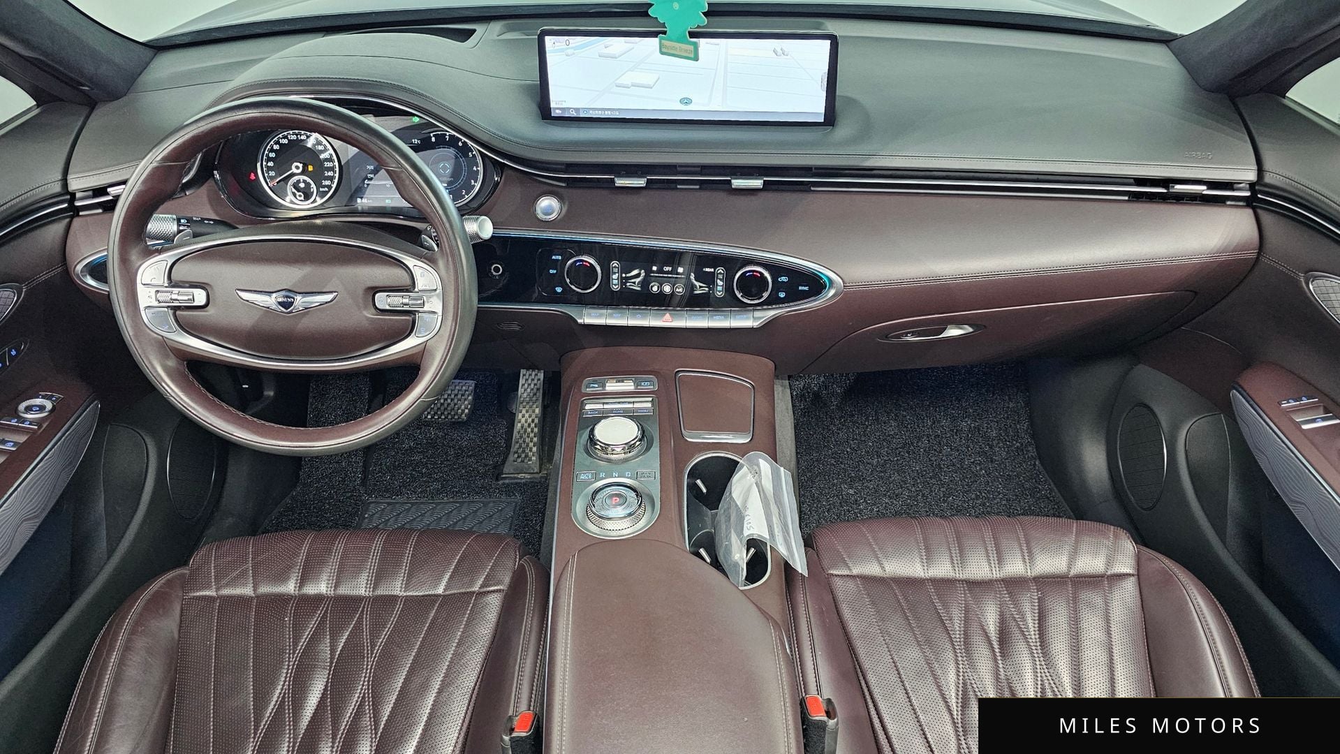 Genesis GV70 2022 — миниатюра 7