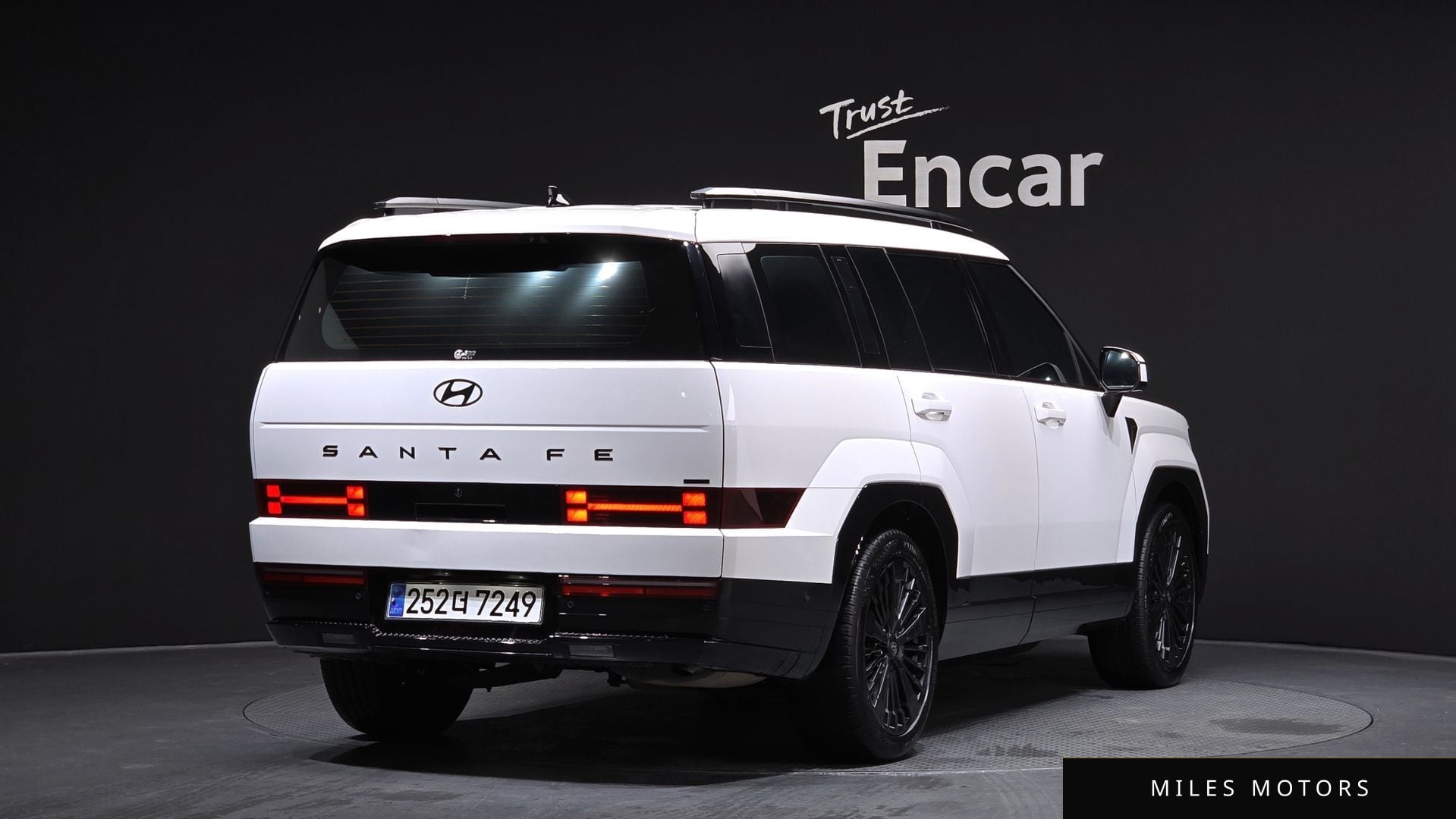 Hyundai Santafe 2024 — миниатюра 2