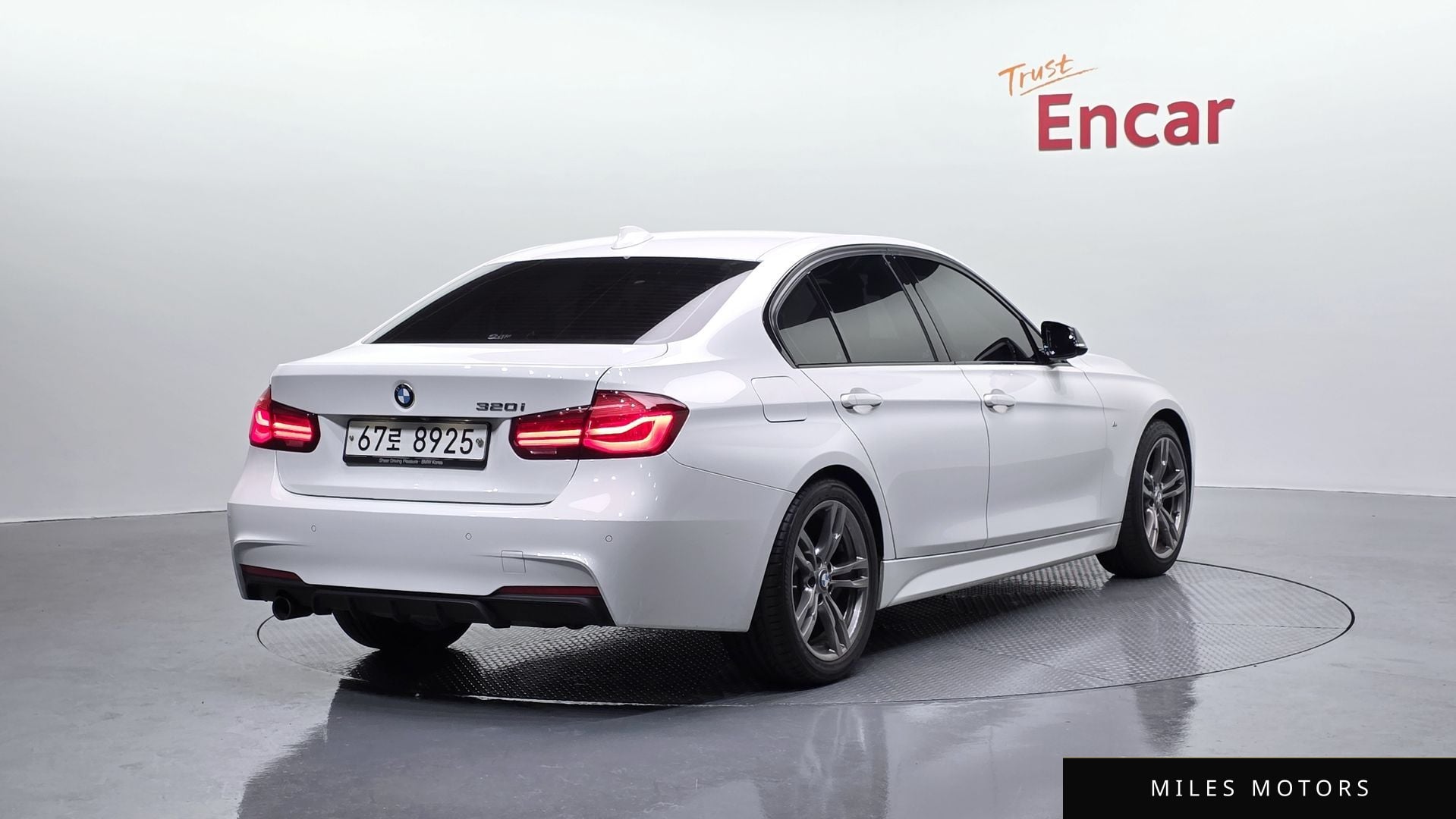 BMW 3 Series (F30) 2018 — миниатюра 2