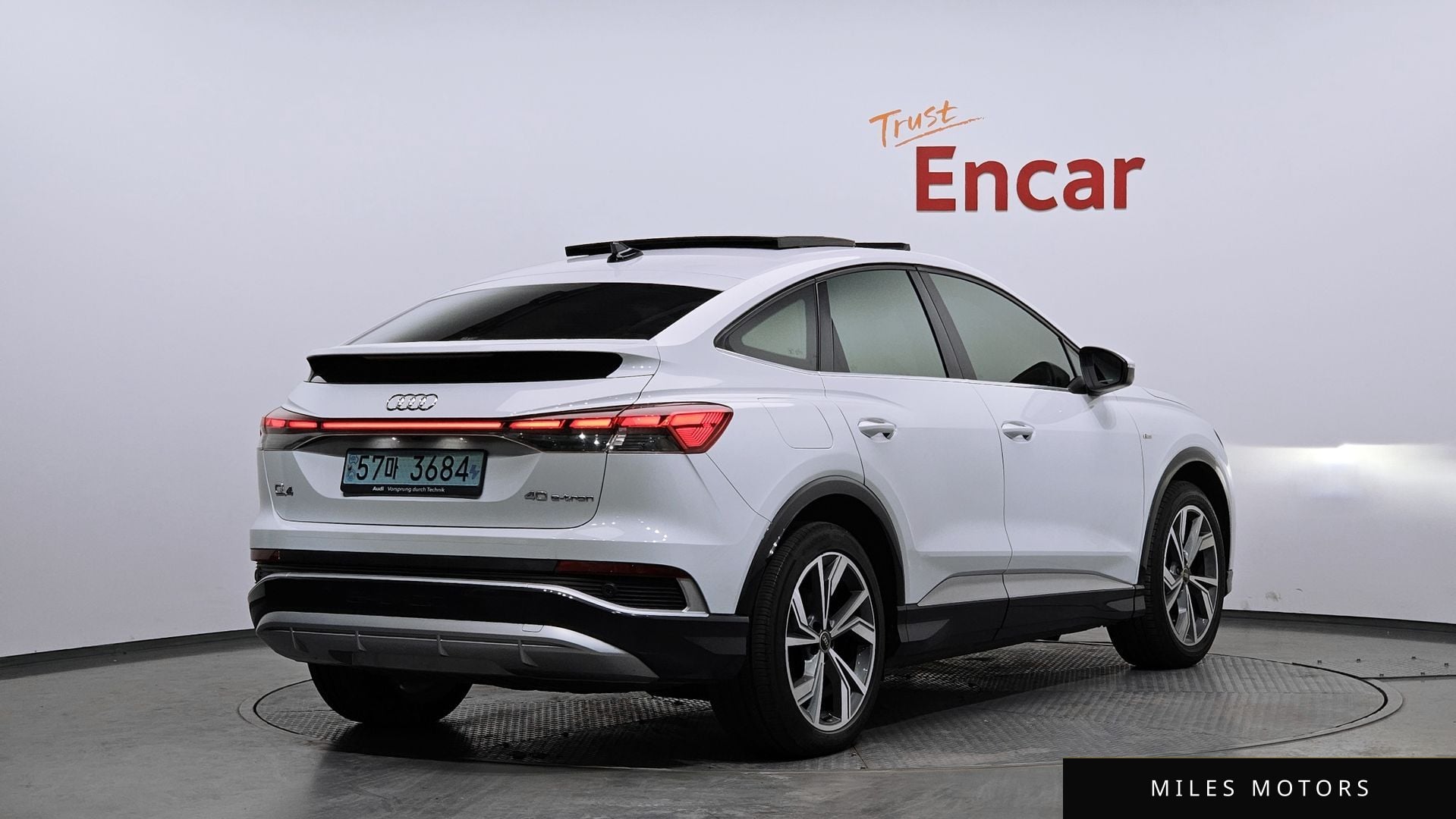 Audi Q4 e-트론 (F4) 2022 — миниатюра 2