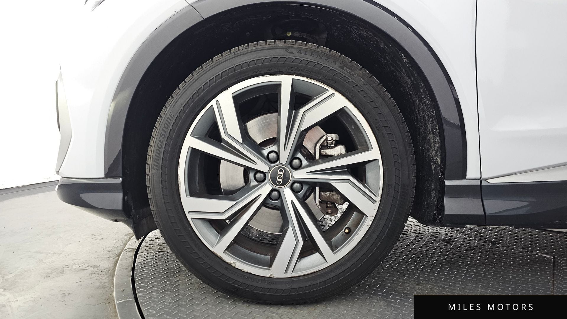 Audi Q4 e-트론 (F4) 2022 — миниатюра 5