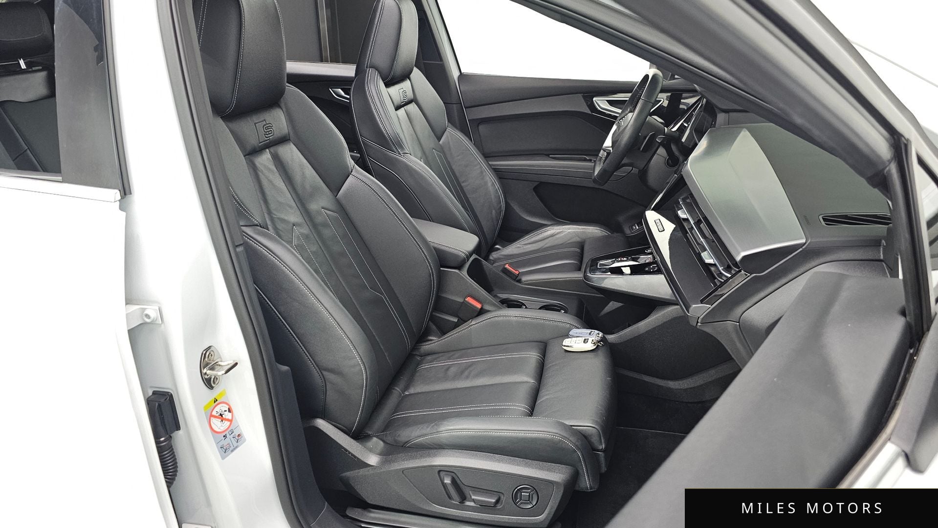 Audi Q4 e-트론 (F4) 2022 — миниатюра 10