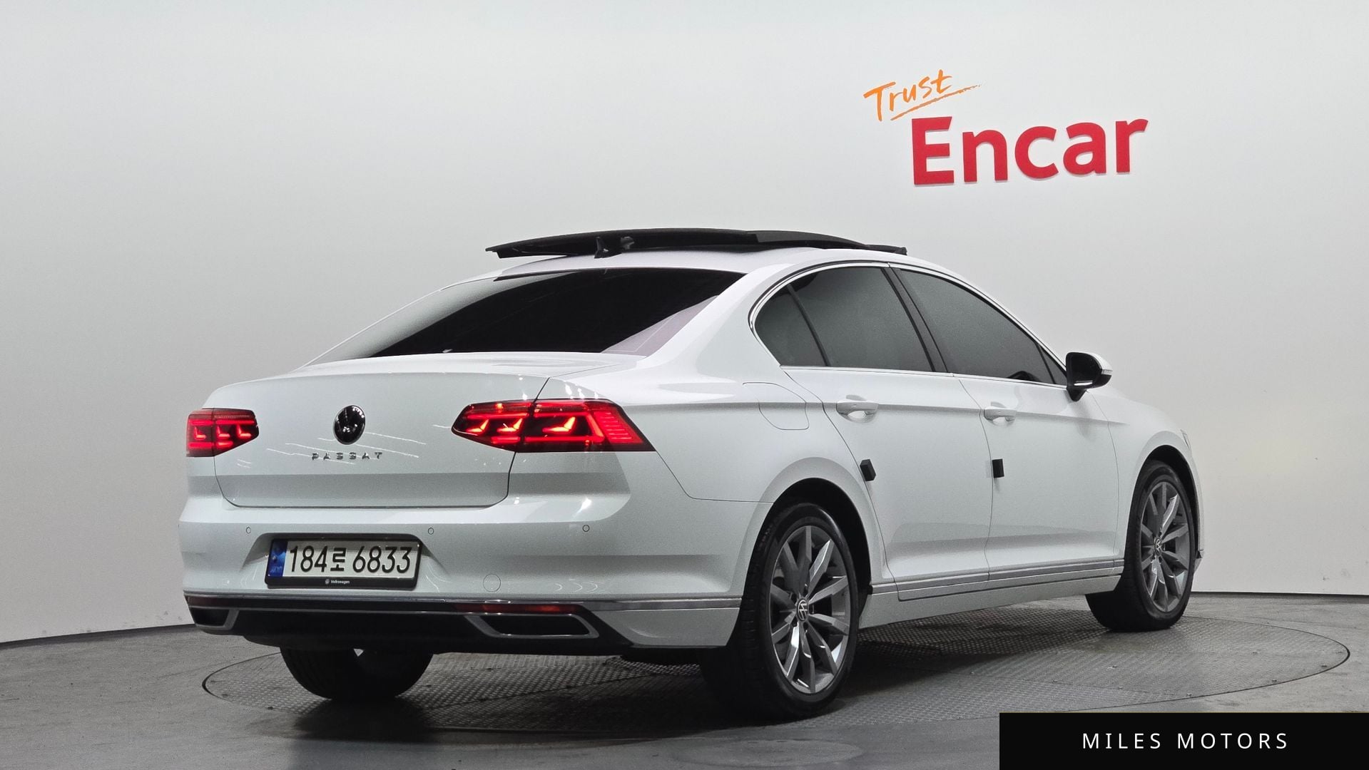 Volkswagen Passat 2022 — миниатюра 2