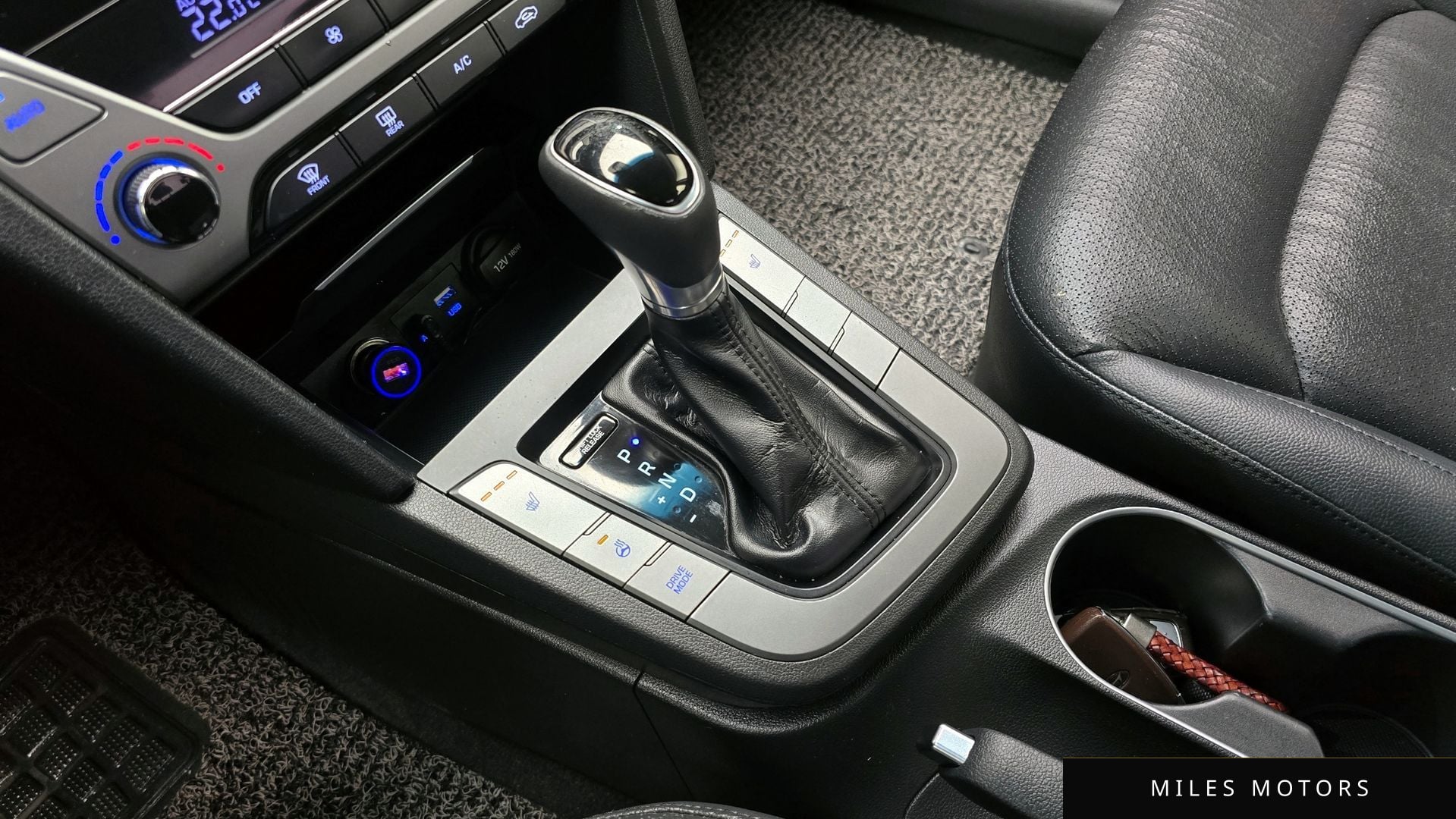 Hyundai AVANTE 2016 — миниатюра 9