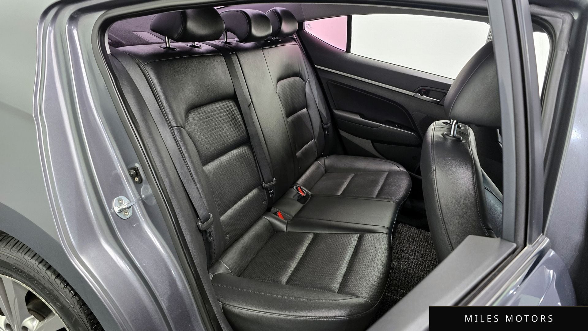 Hyundai AVANTE 2016 — миниатюра 12
