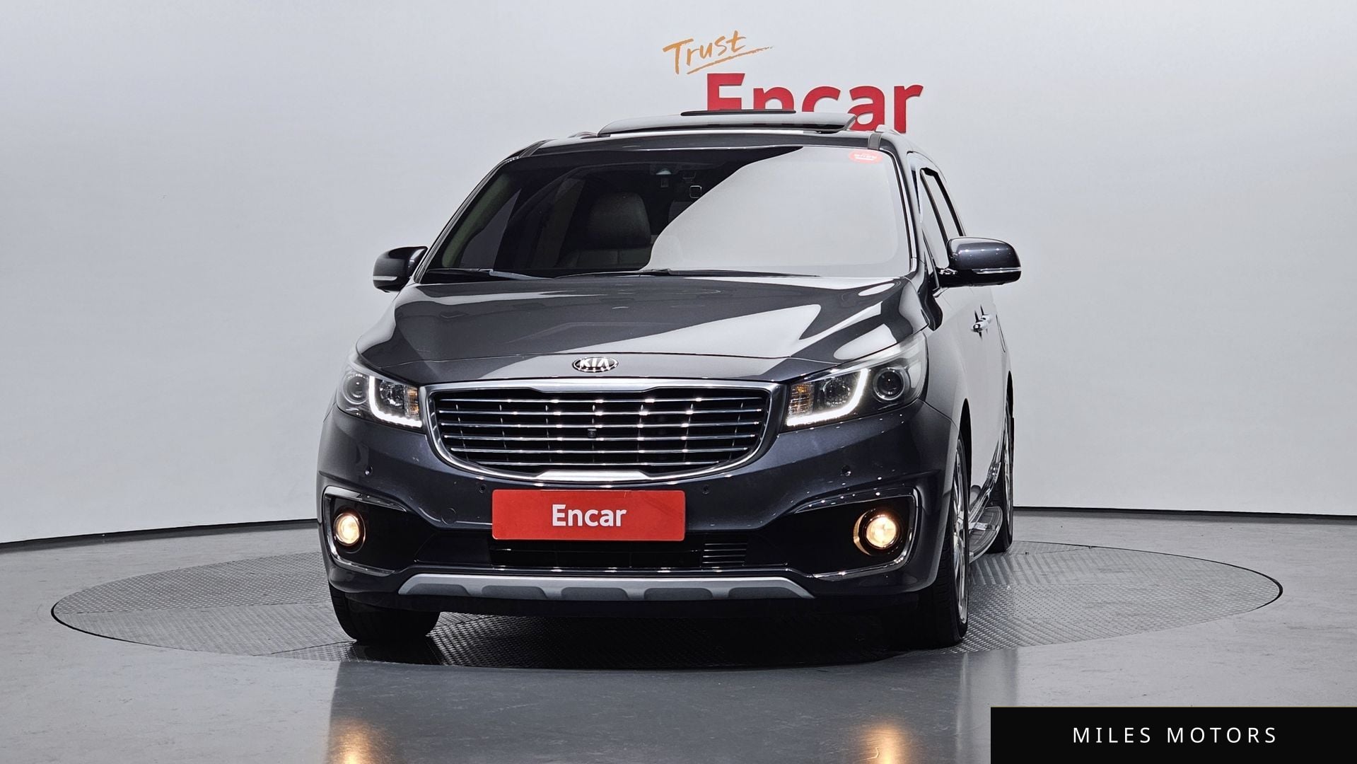 Kia Canival 2017 — миниатюра 3