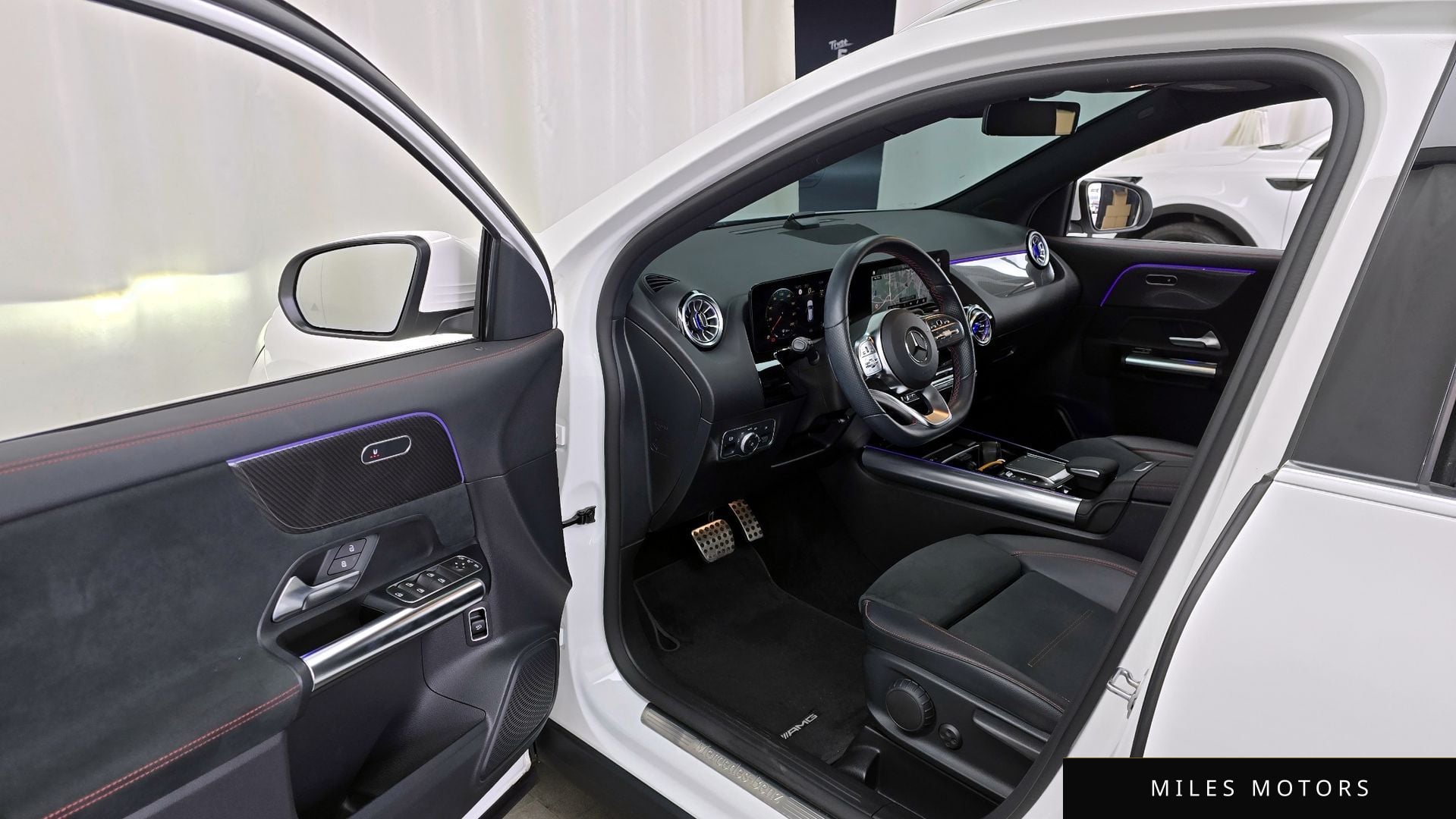 Mercedes-Benz GLA-Class H247 2022 — миниатюра 10