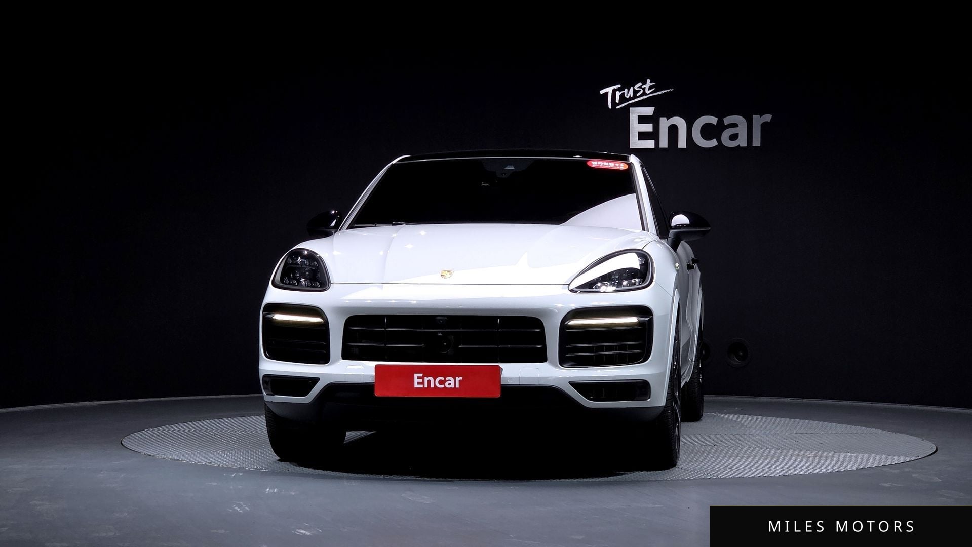 Porsche Cayenne 2021 — миниатюра 2