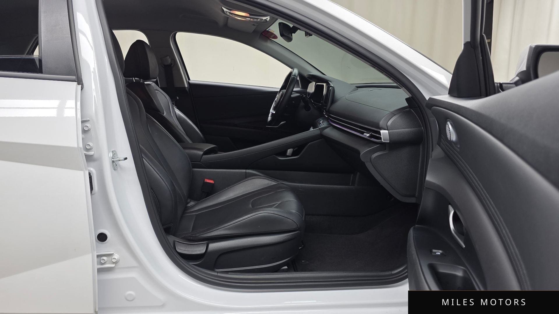 Hyundai AVANTE 2024 — миниатюра 11