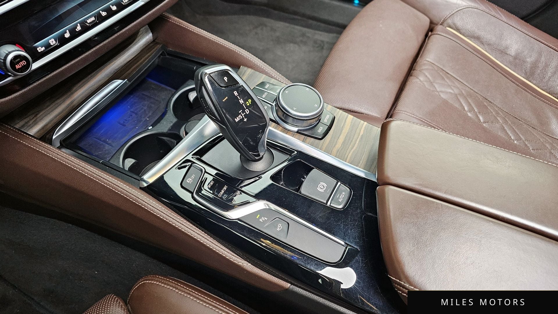 BMW 5 Series (G30) 2018 — миниатюра 9