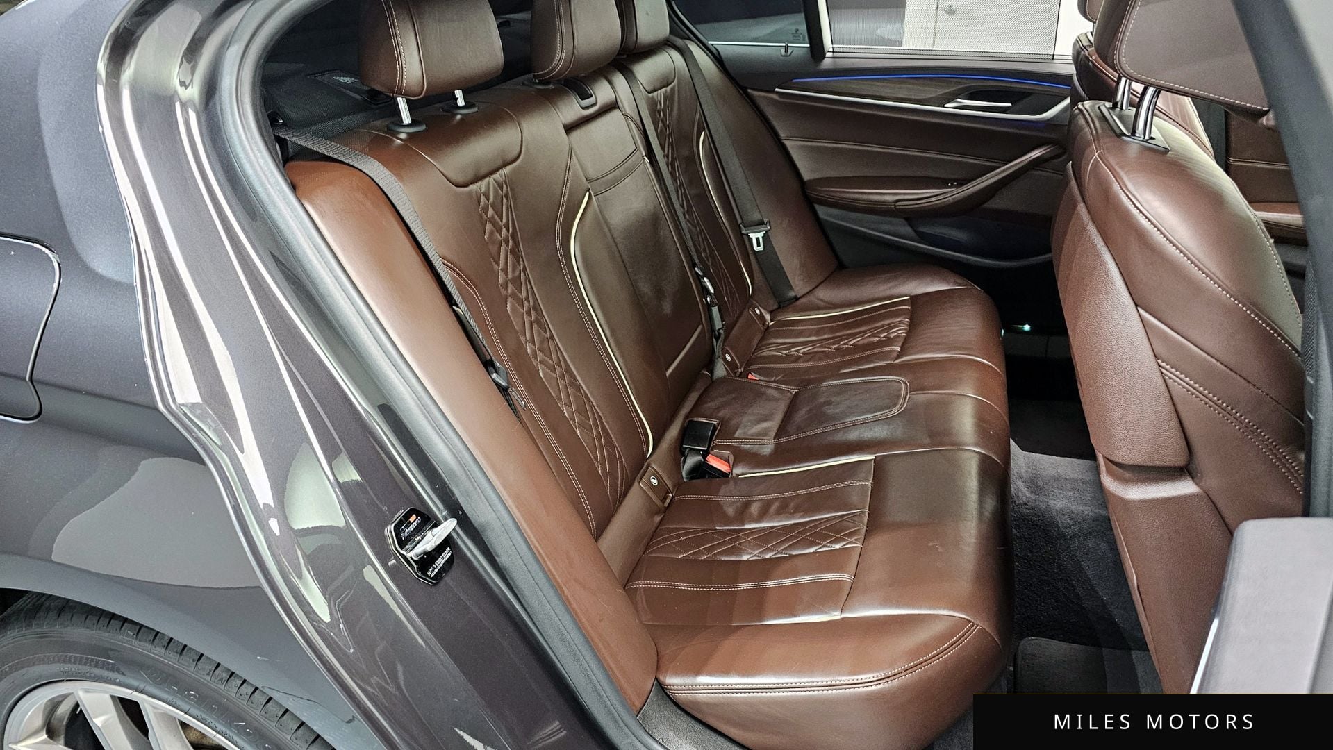 BMW 5 Series (G30) 2018 — миниатюра 12