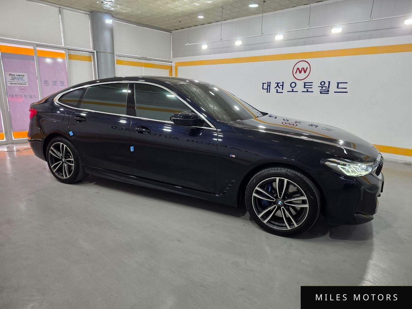 BMW 6시리즈 GT (G32) 2022 — миниатюра 6