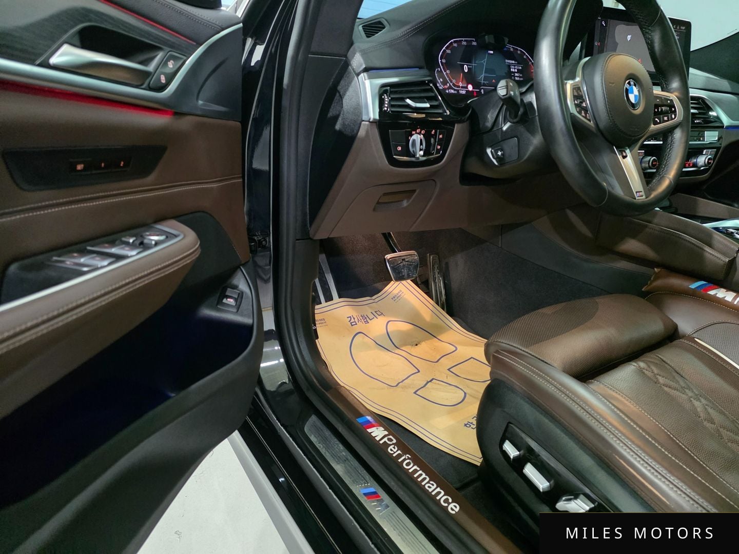 BMW 6시리즈 GT (G32) 2022 — миниатюра 16