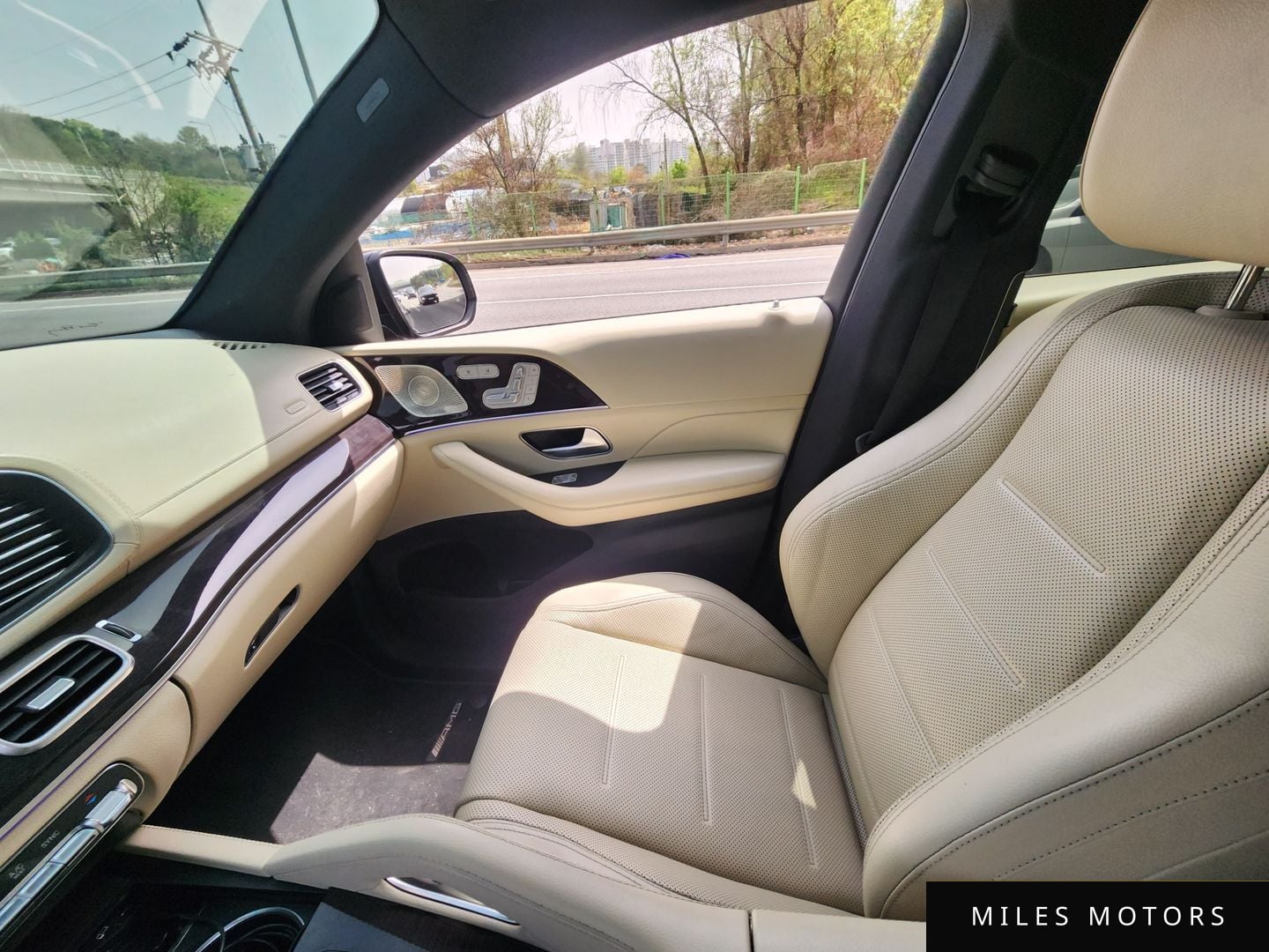 Mercedes-Benz GLE-Class W167 2021 — миниатюра 12