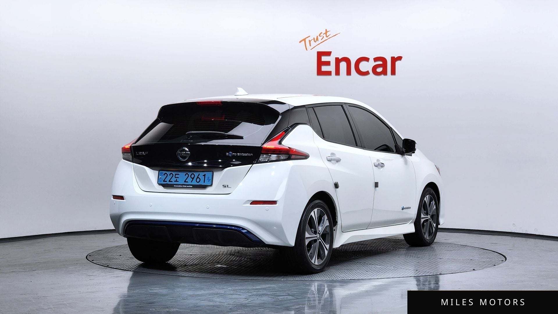 Nissan Leaf 2019 — миниатюра 2