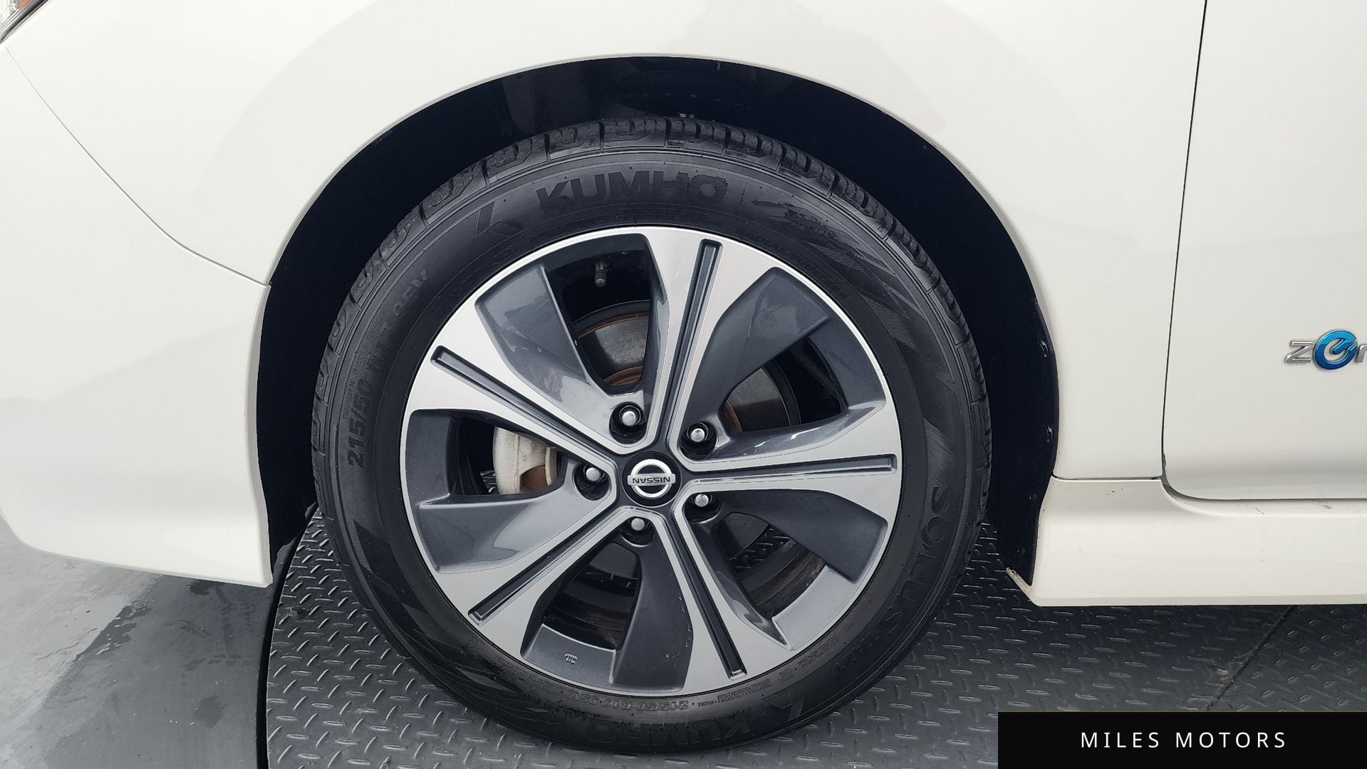 Nissan Leaf 2019 — миниатюра 5