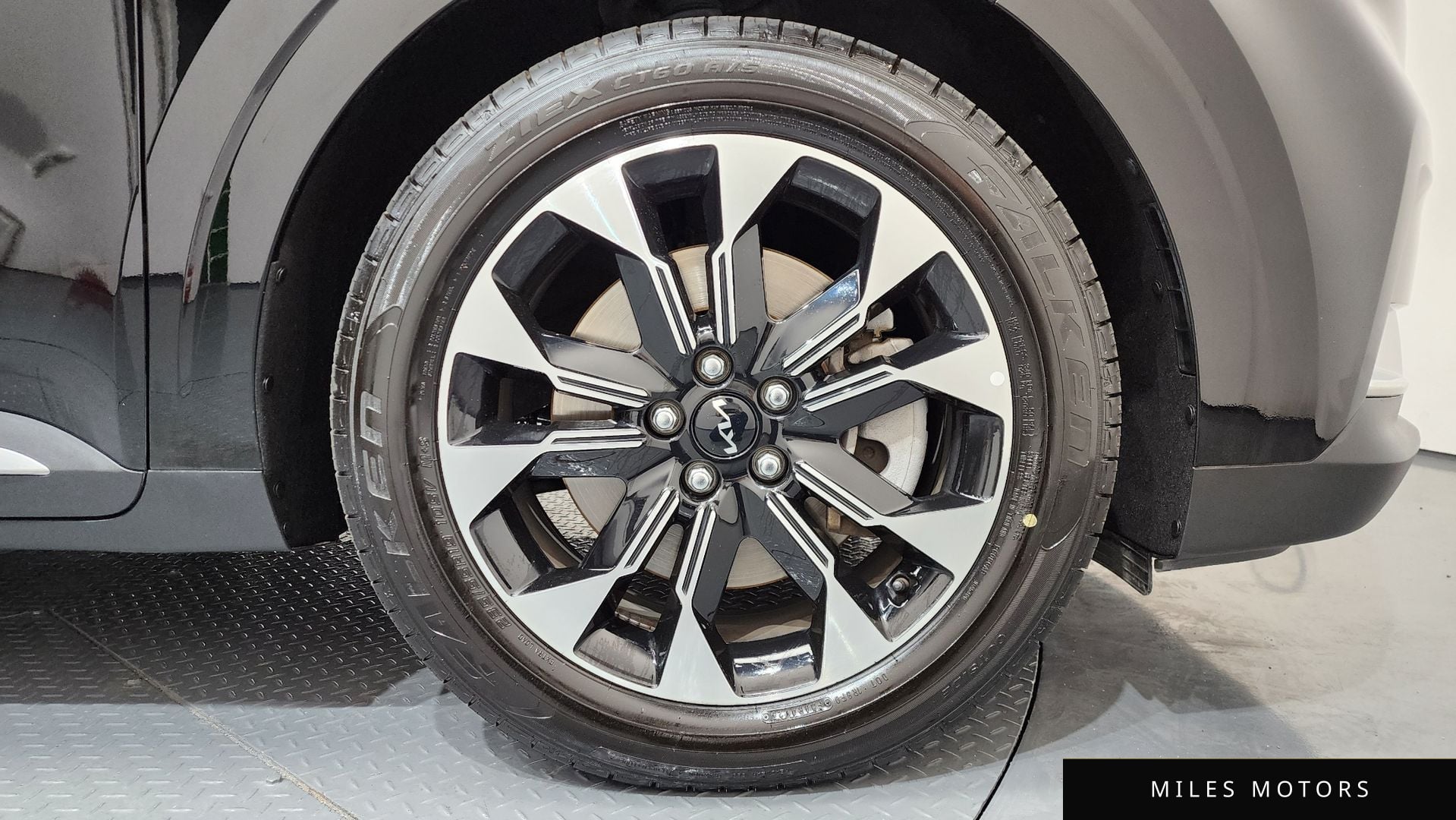 Kia Carnival 2023 — миниатюра 5