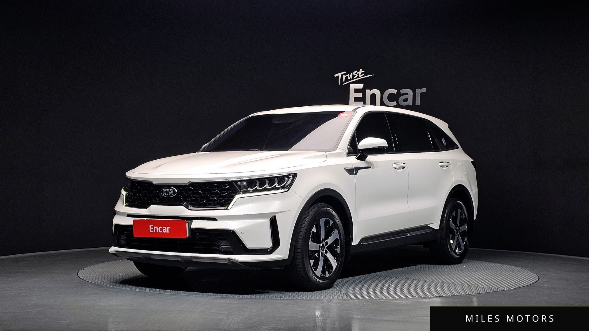 Kia Sorento 2021 — фото 1 из 12