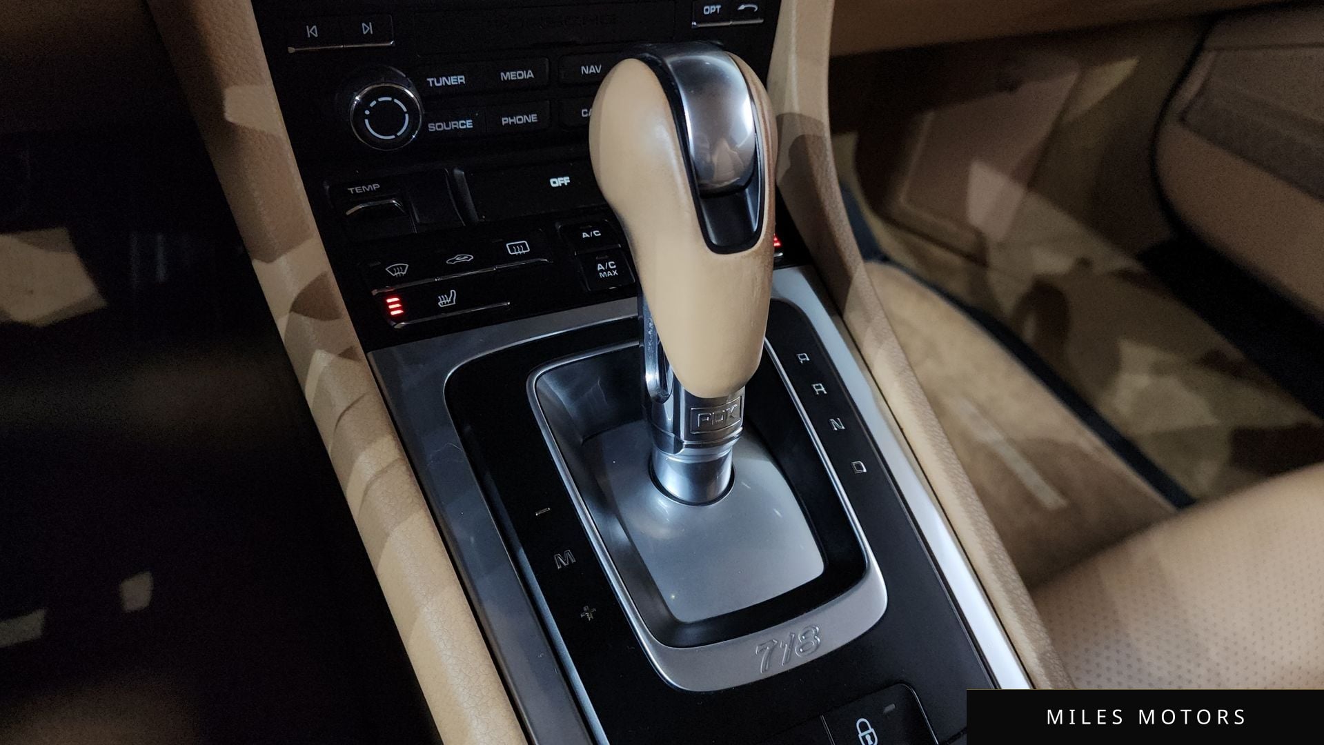 Porsche 718 카이맨 2017 — миниатюра 9
