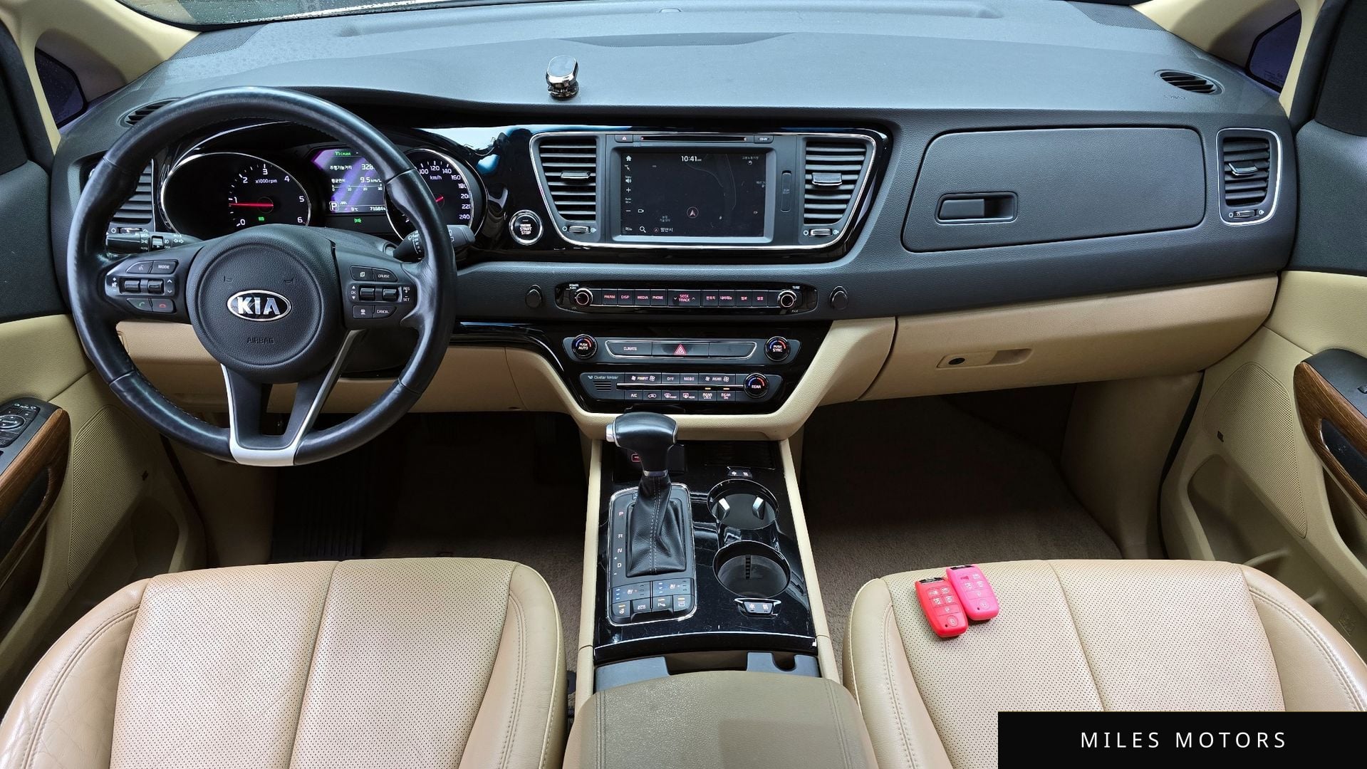 Kia Canival 2018 — миниатюра 7