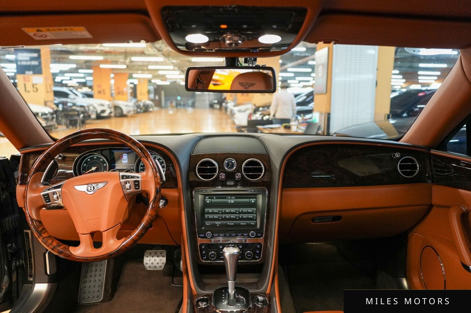 Bentley 플라잉스퍼 2016 — миниатюра 7