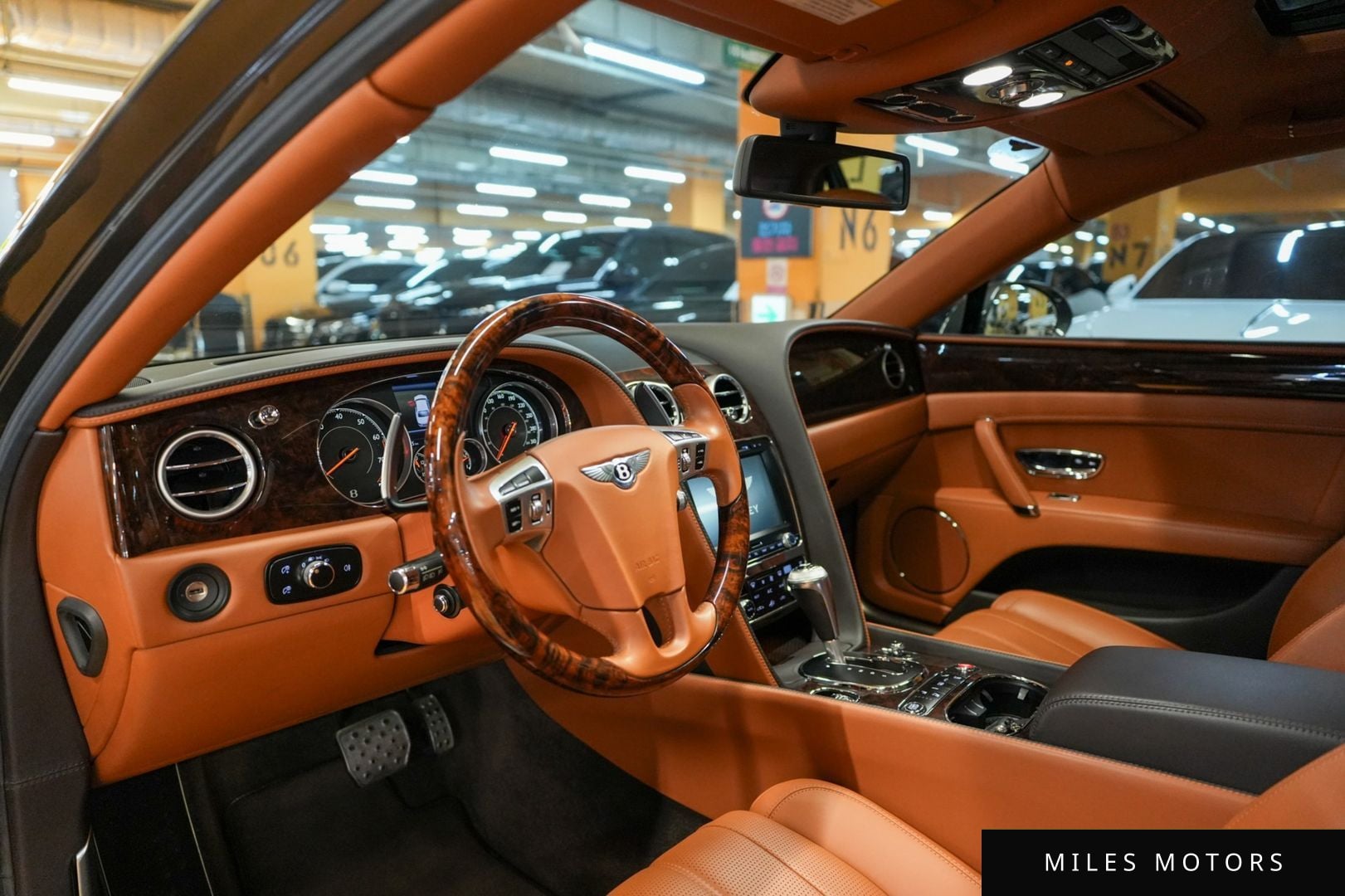 Bentley 플라잉스퍼 2016 — миниатюра 18