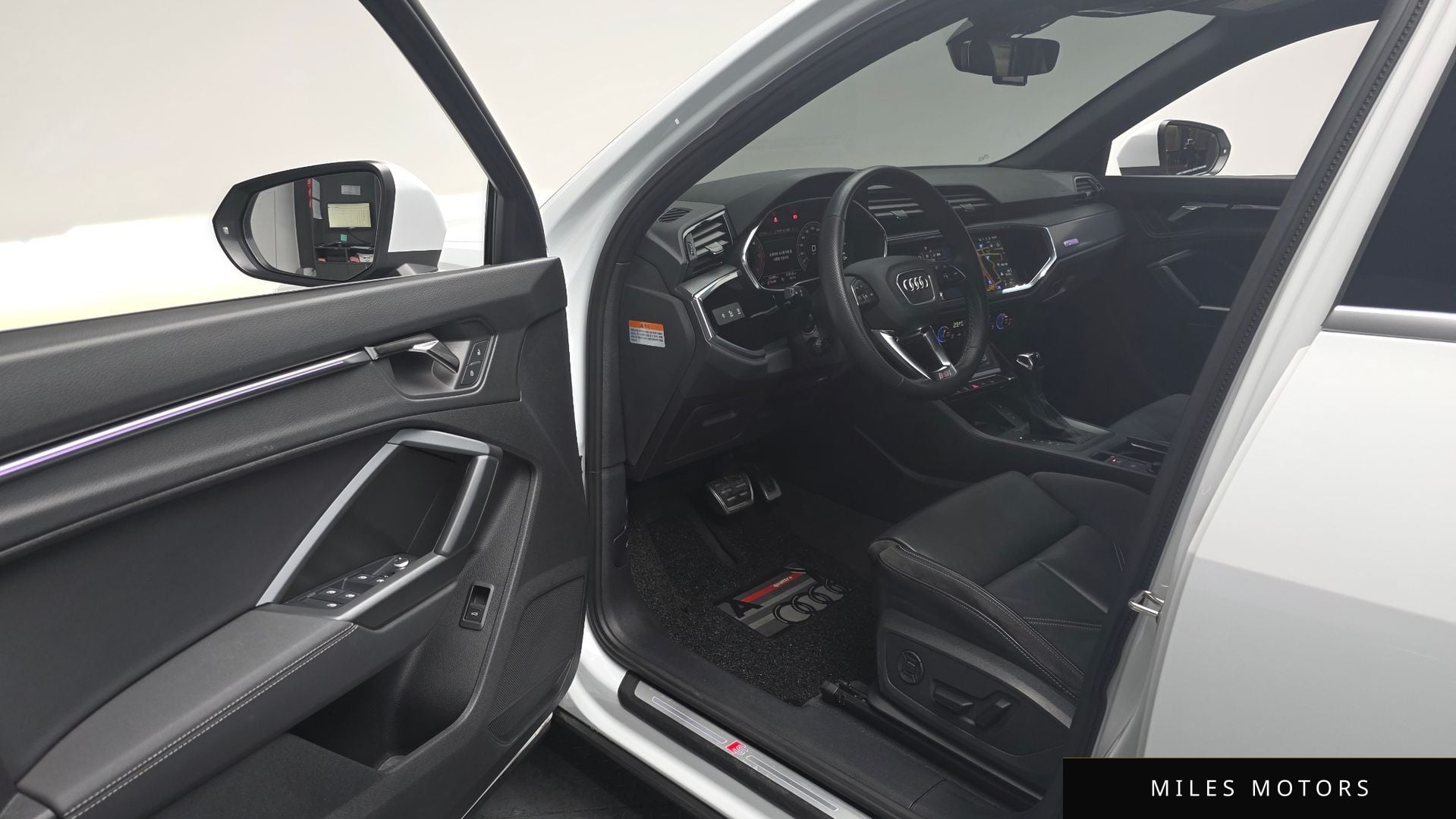 Audi Q3 (F3) 2022 — миниатюра 11