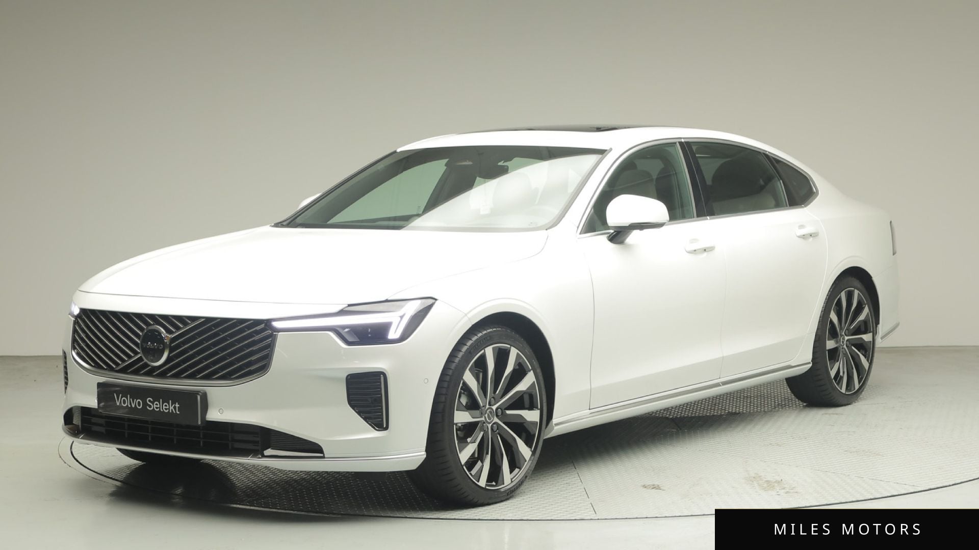 Volvo S90 2026