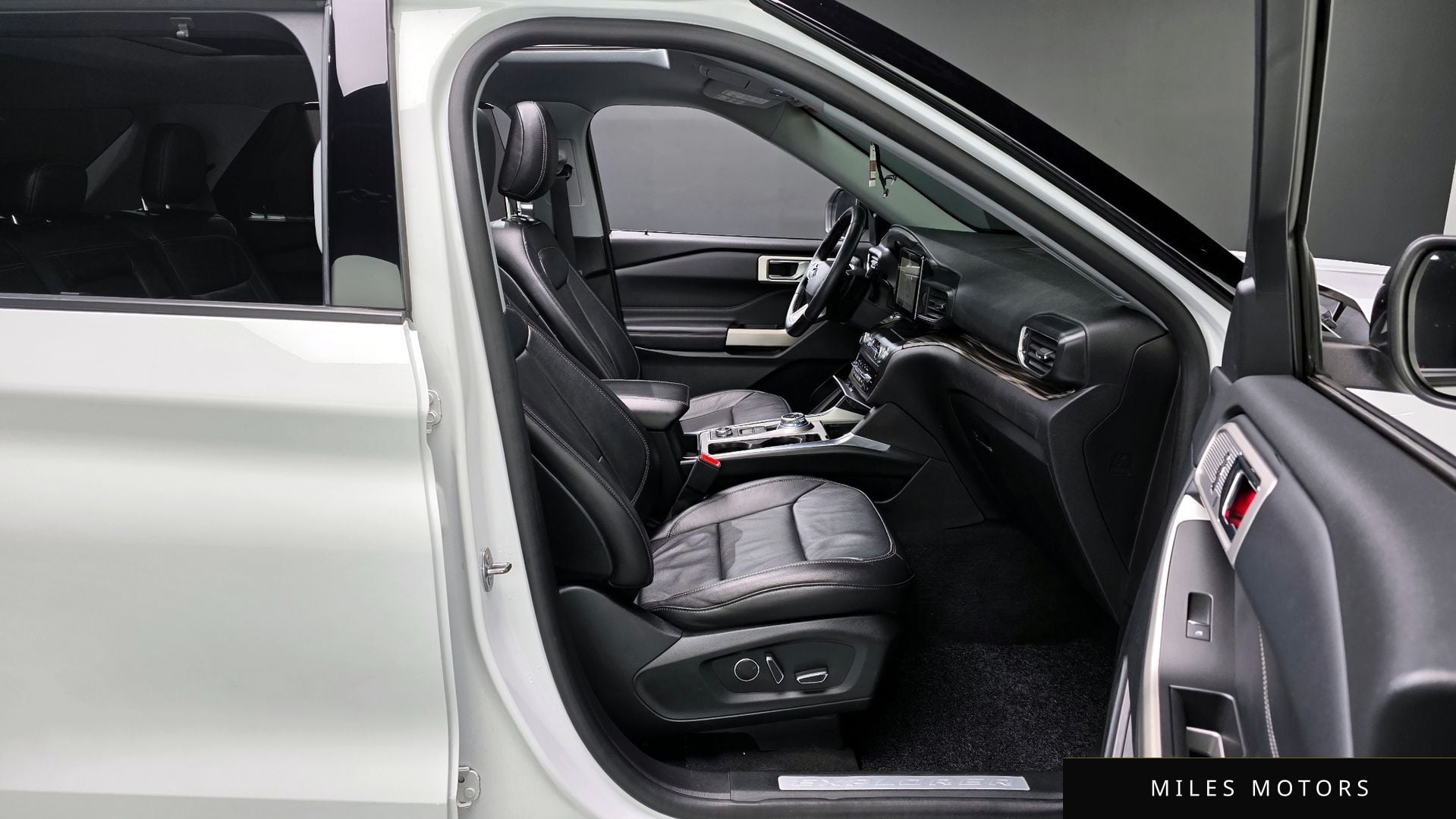Ford Explorer 2020 — миниатюра 10