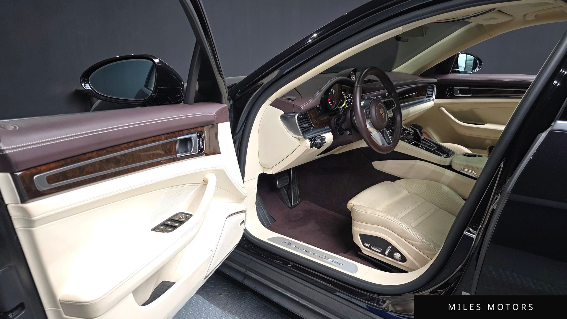 Porsche Panamera 2017 — миниатюра 10