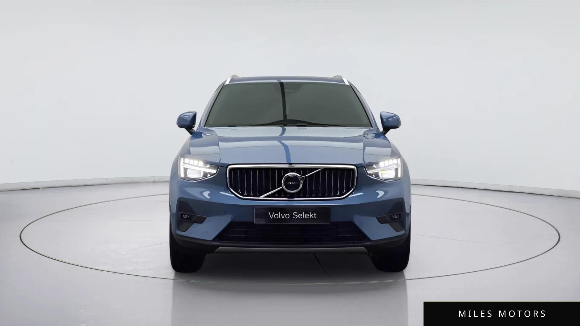 Volvo XC40 2025 — миниатюра 3