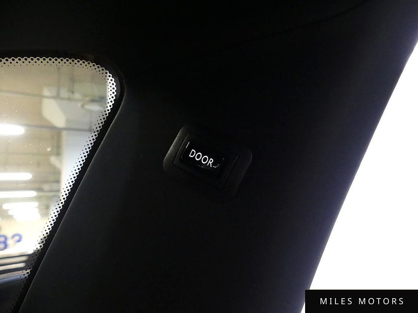 Rolls-Royce 고스트 2023 — миниатюра 16