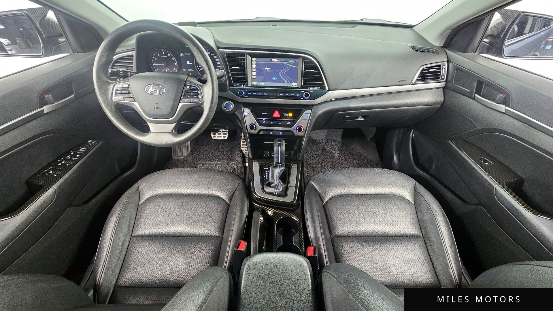 Hyundai AVANTE 2018 — миниатюра 7