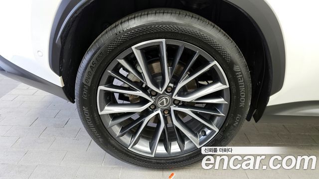 Лексус NX350h 2024 — миниатюра 5