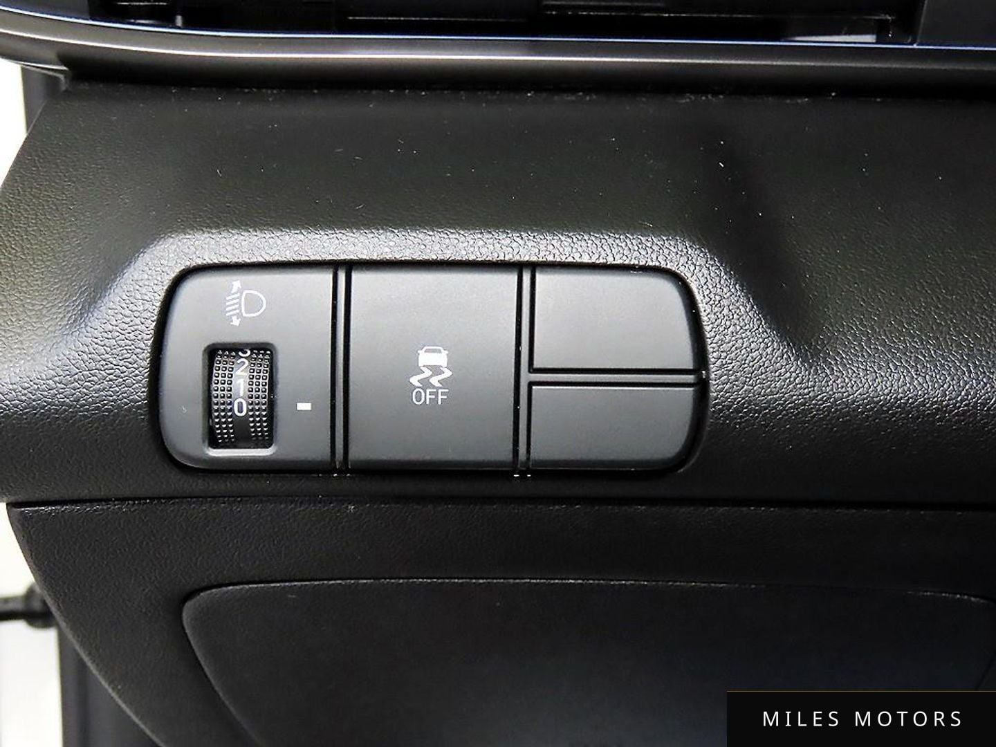 Hyundai 뉴 아반떼 (CN7) 2024 — миниатюра 14