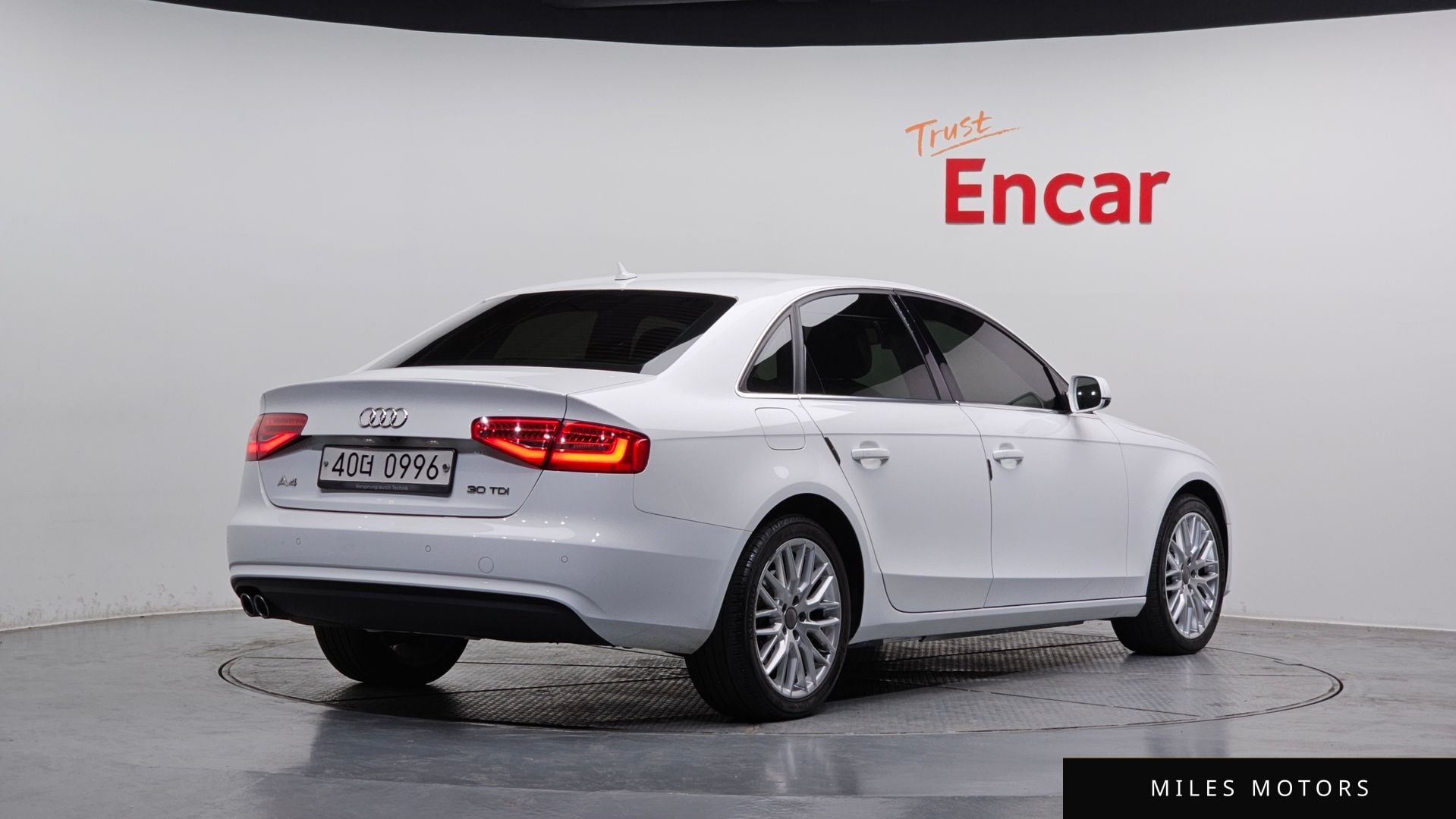 Audi A4 2016 — миниатюра 2