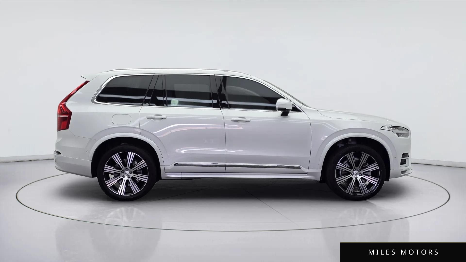 Volvo XC90 2025 — миниатюра 3