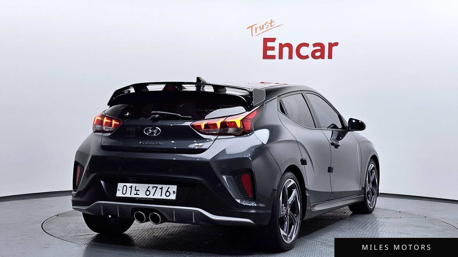 Hyundai Veloster 2018 — миниатюра 2