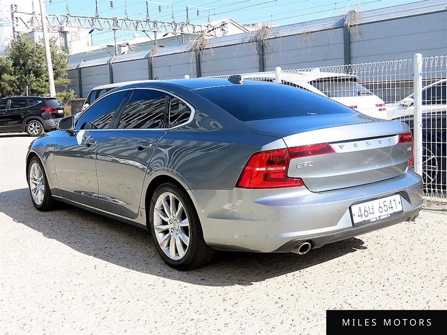 Volvo S90 2017 — миниатюра 3