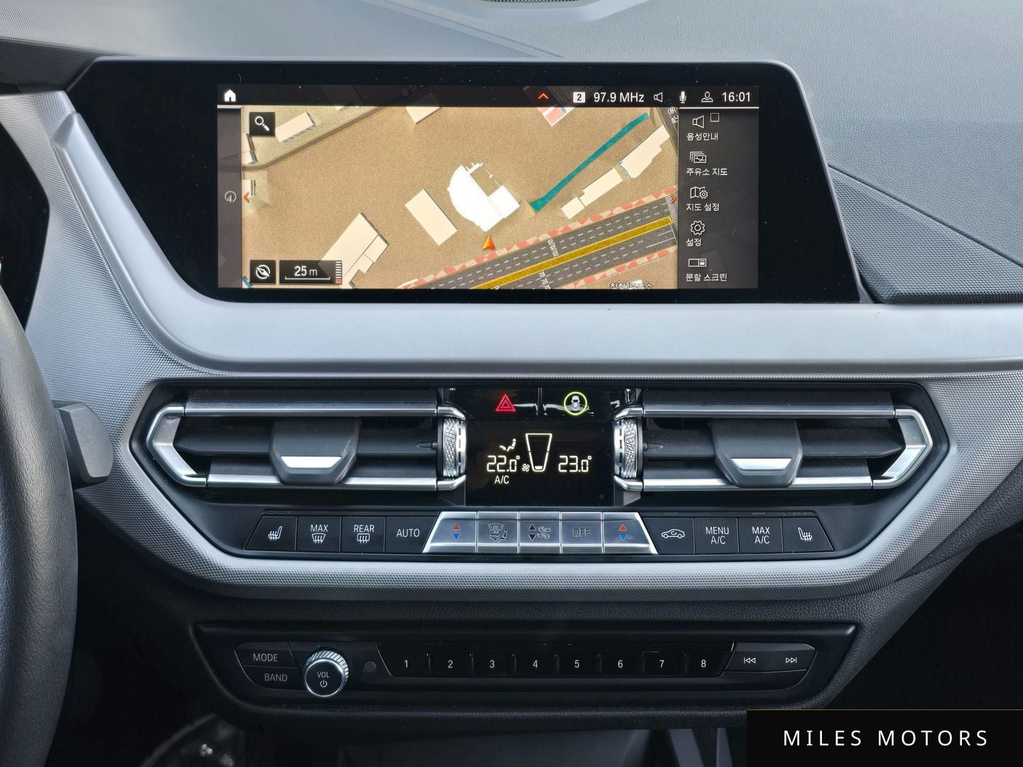 BMW 2-Series 2021 — миниатюра 12