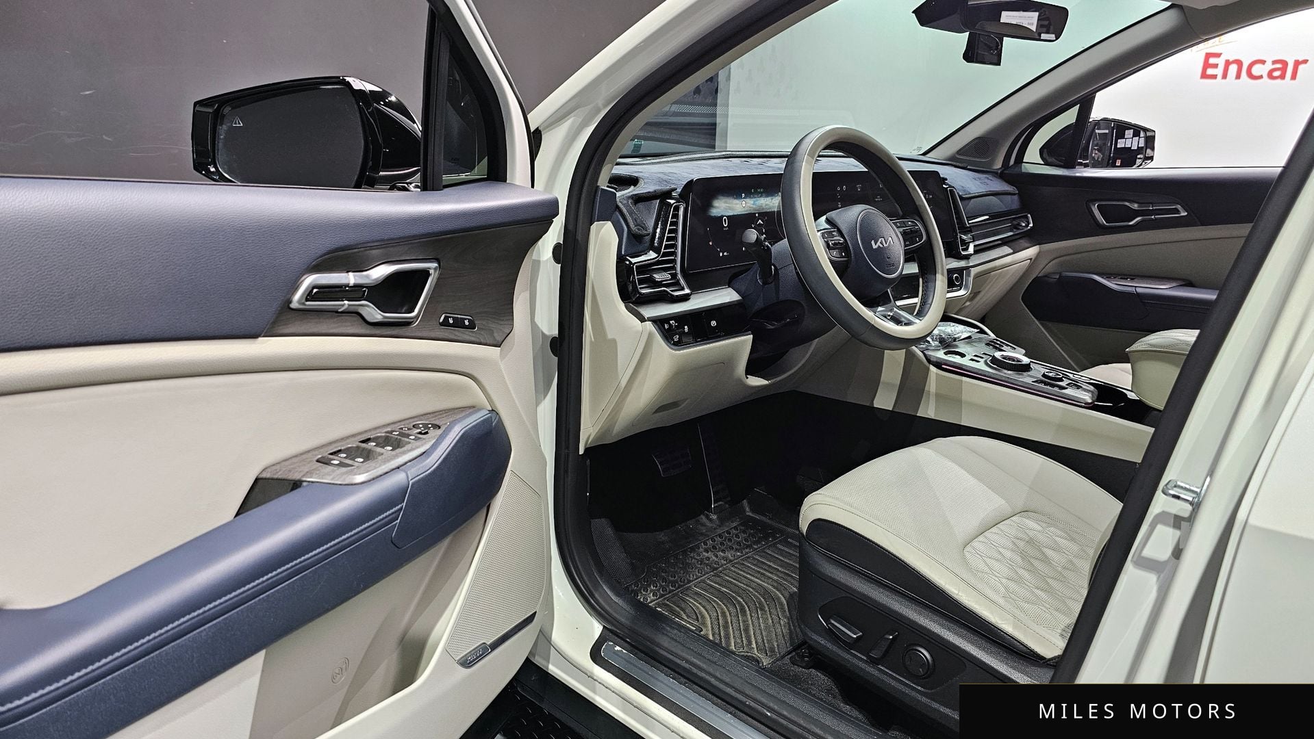 Kia Sportage 2022 — миниатюра 11