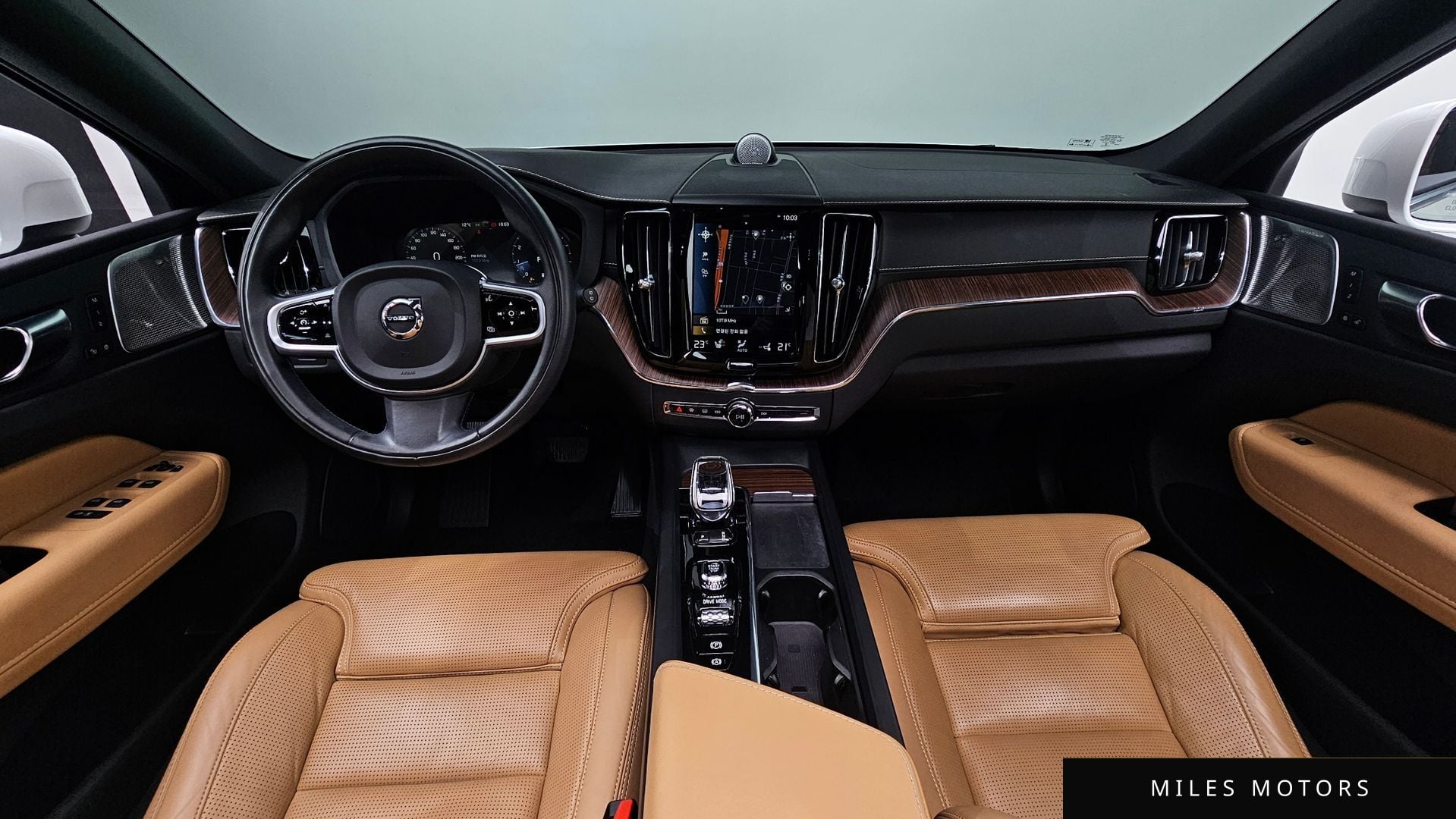 Volvo XC60 2021 — миниатюра 7